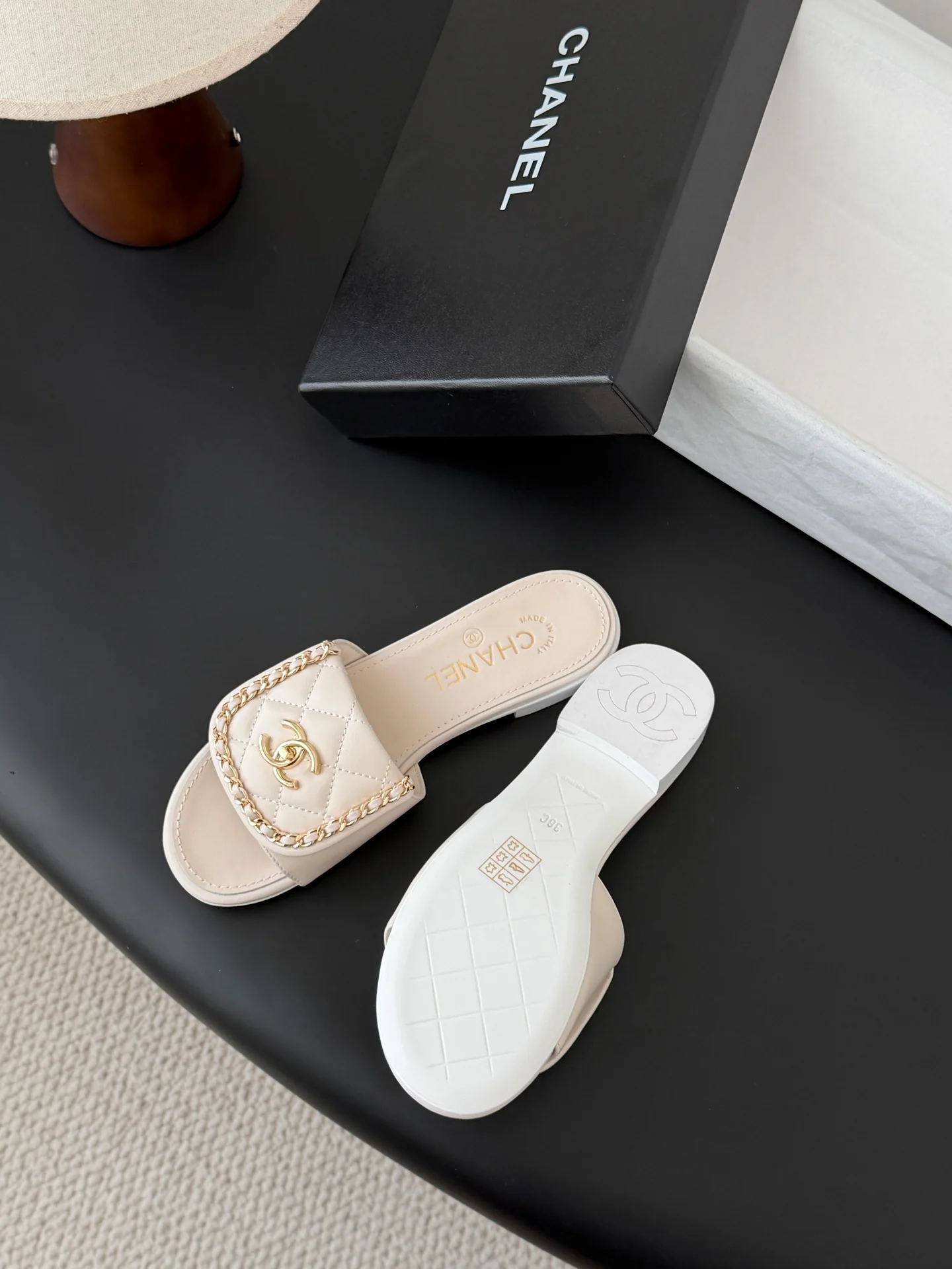 Chan 26ss sandals