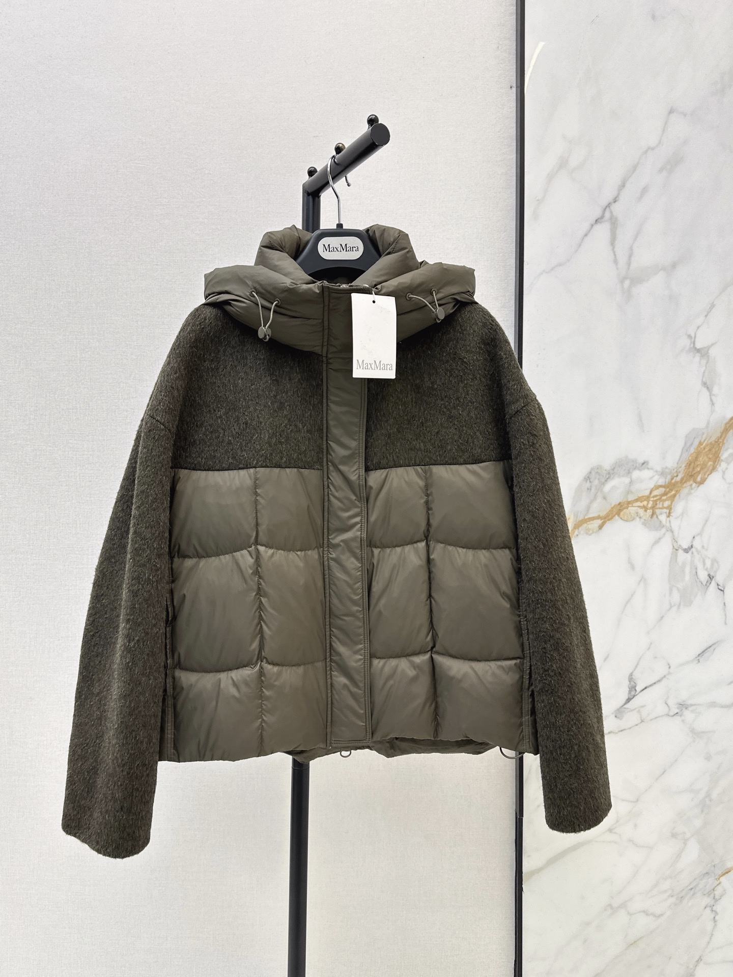 Max 26fw hooded wool contract down jacket