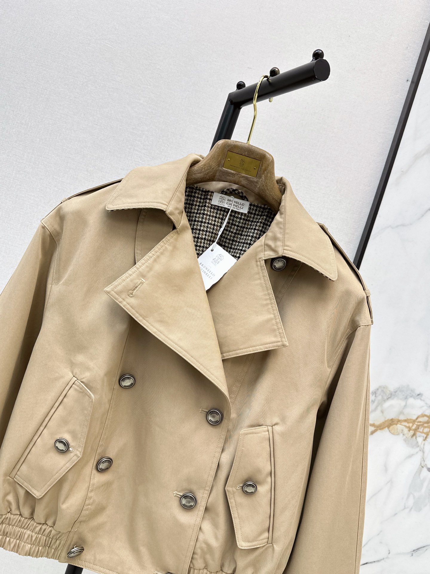 Brun 26fw cropped trench coats