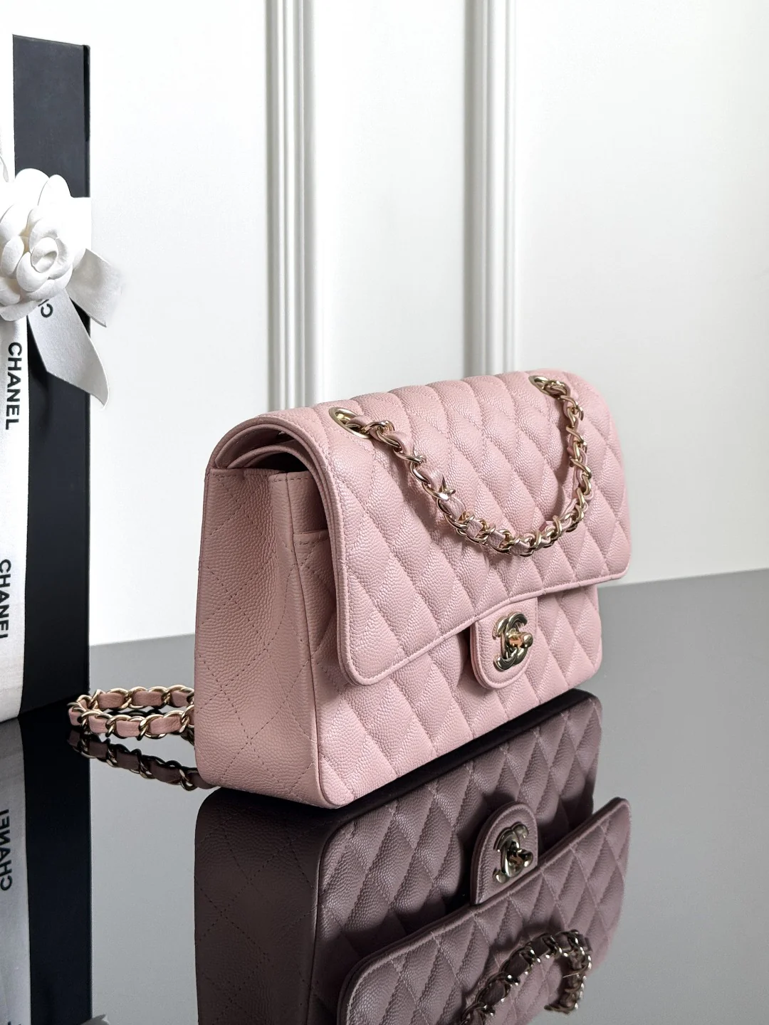 Chan cf25 chain shoulder bag