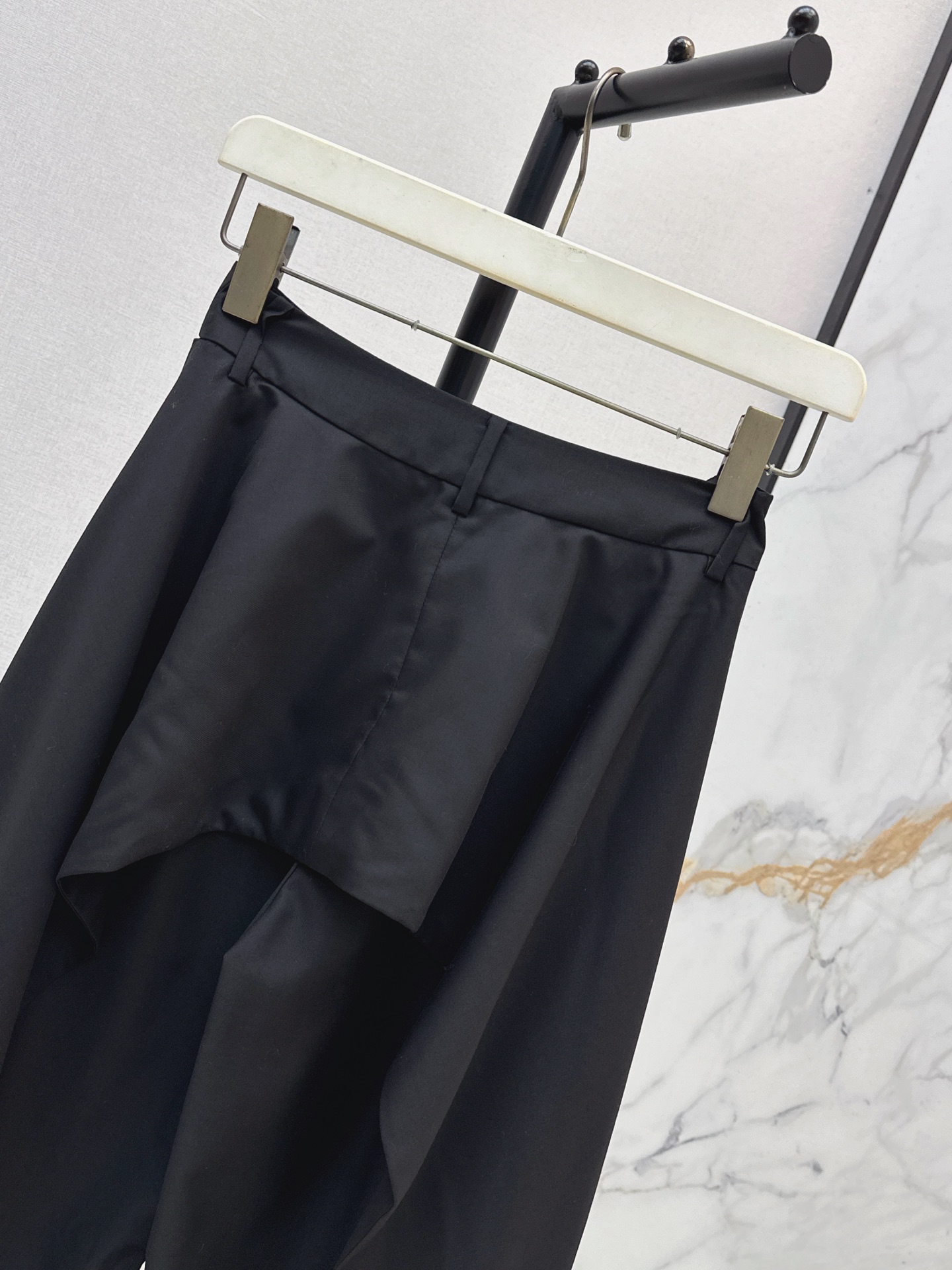 Loe 26fw suit pants