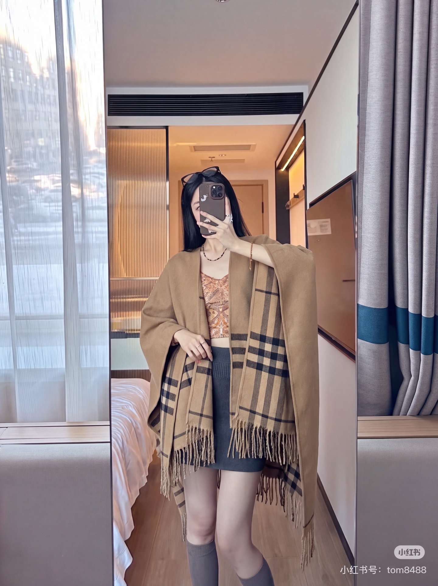 BUR 26fw cashmere shwals cape