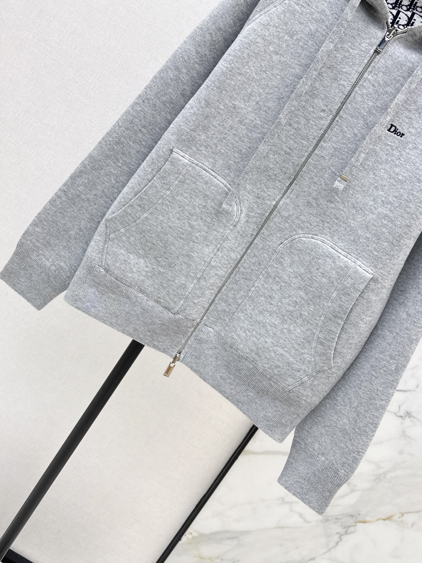 CD 26fw reversible hooded jacket