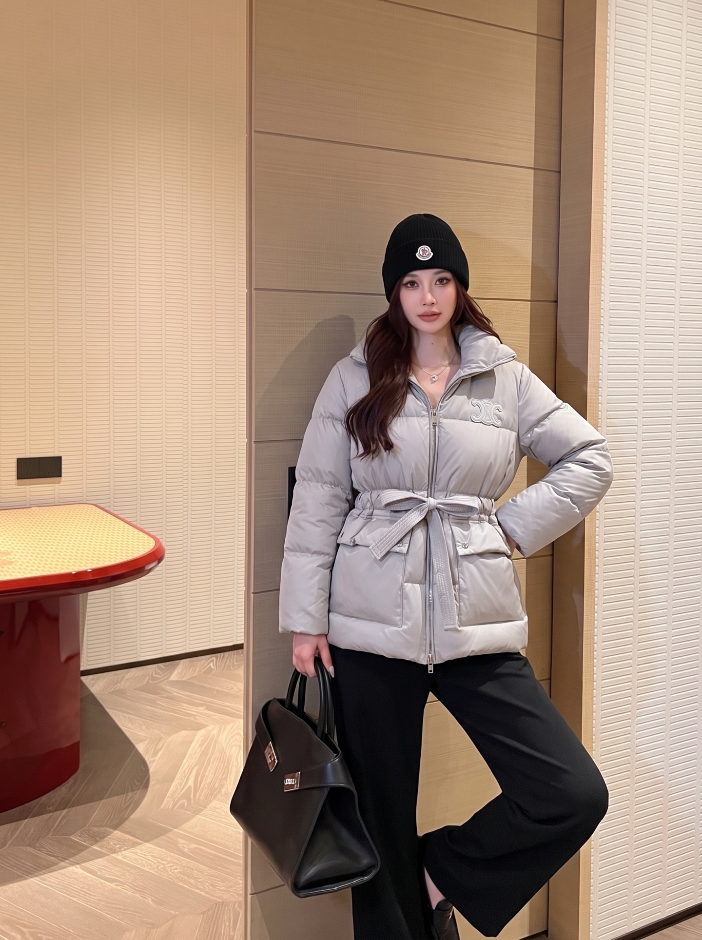 Celi 26fw hooded belted down jacket