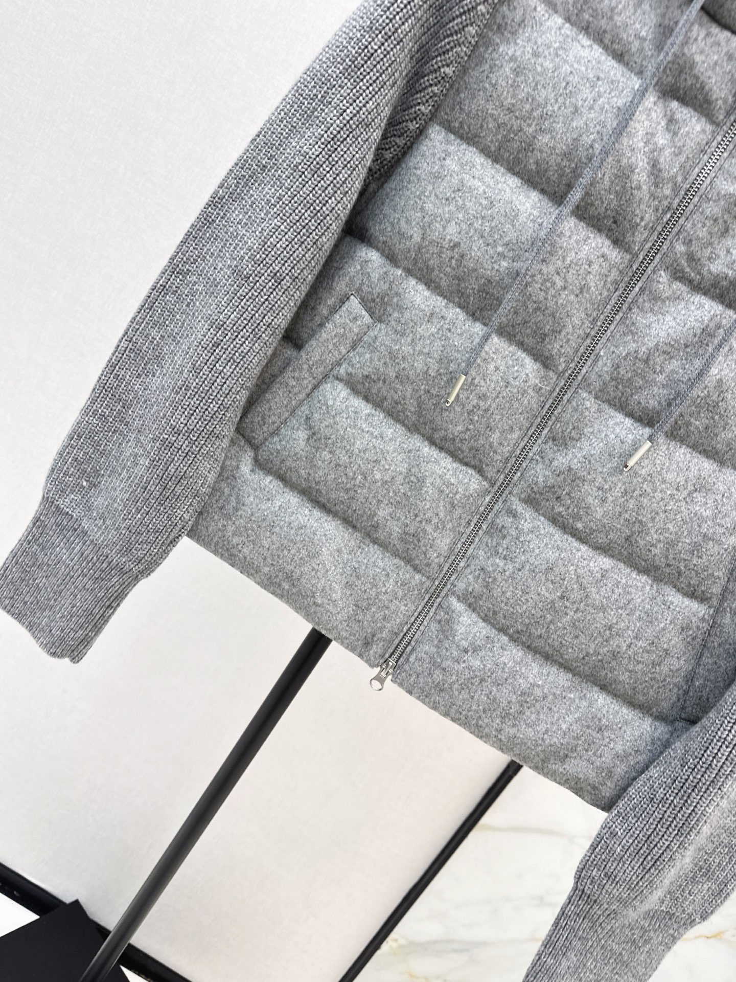 Brun 26fw knit contaract hooded down jacket