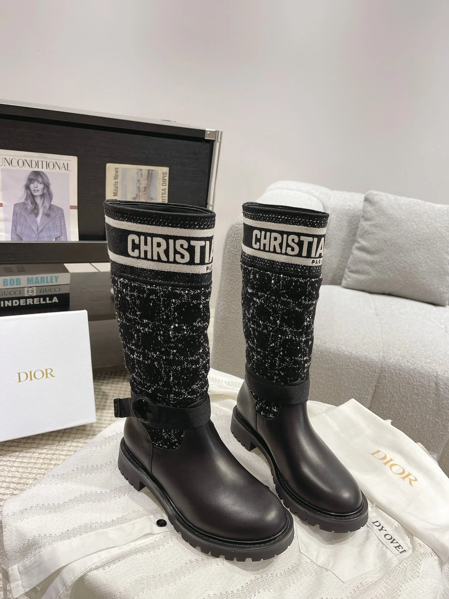CD 25fw half boots