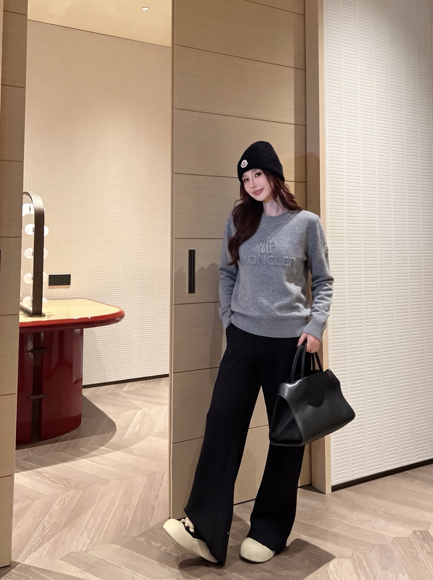 Monc 26fw embroidery knitwear