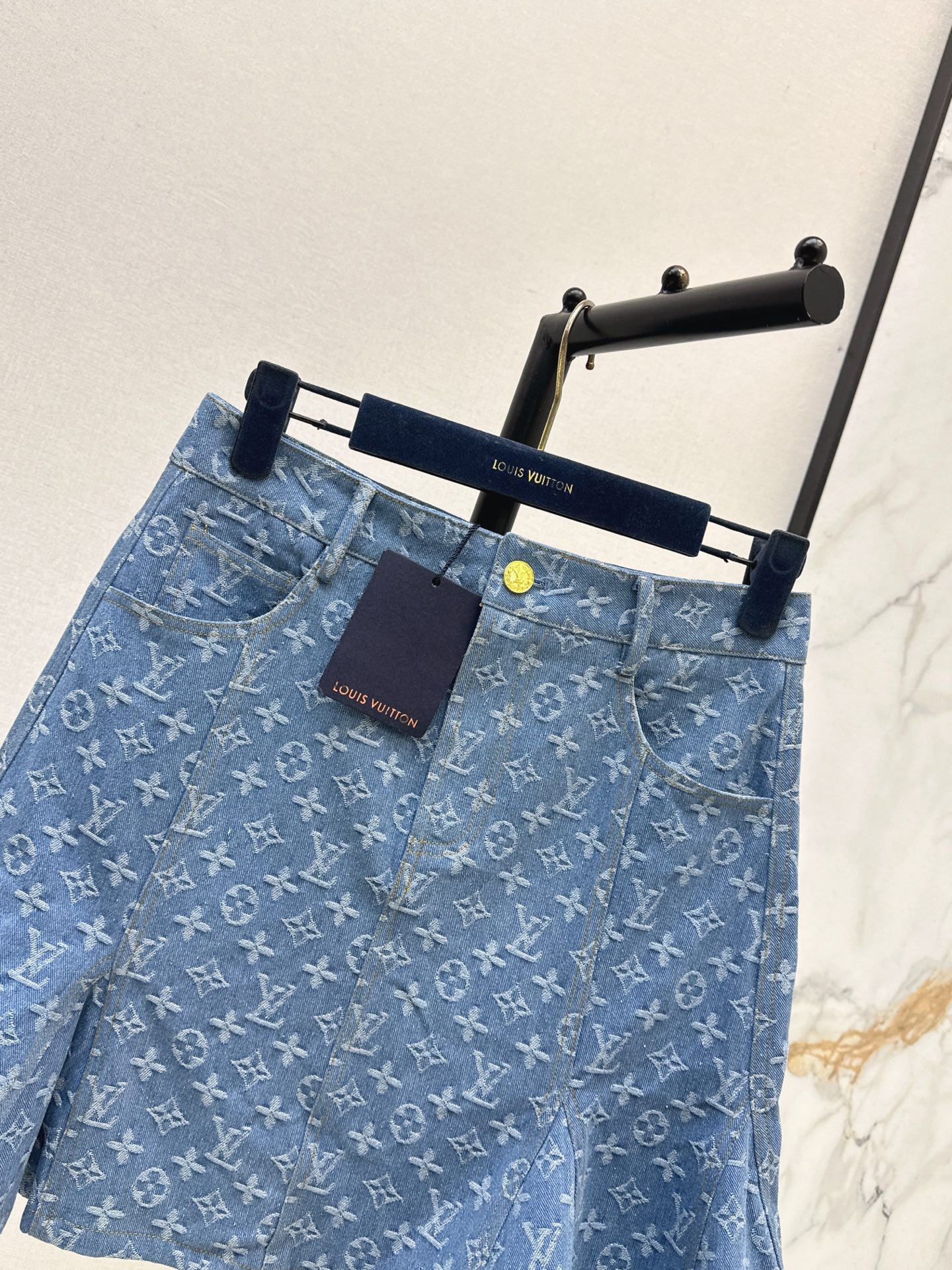 Loui 26fw denim skirt