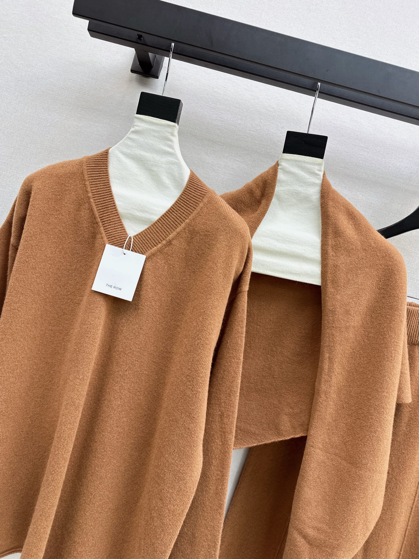 Row 26fw wool cape sweater pants sets