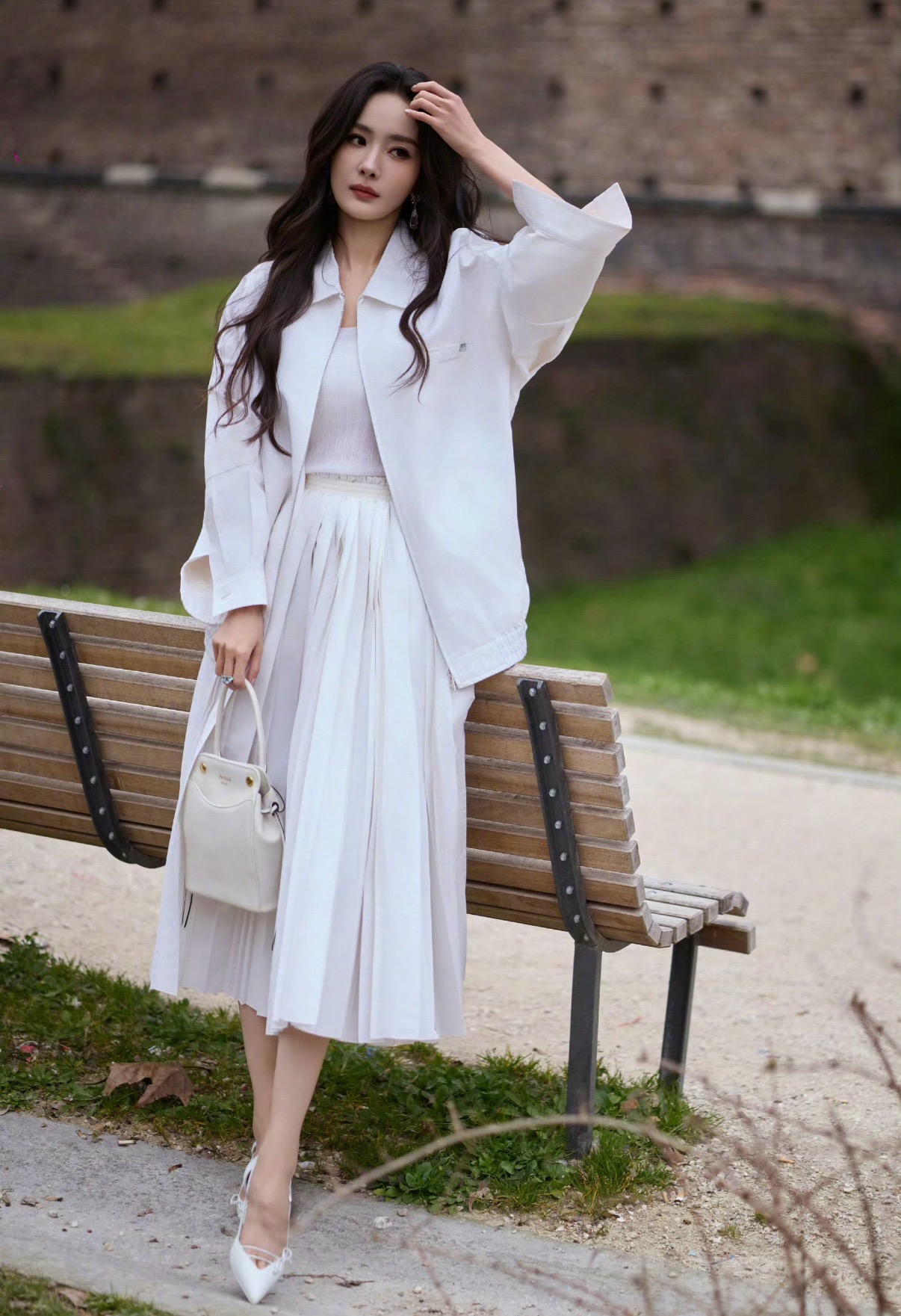 Pra 26fw pleated skirt