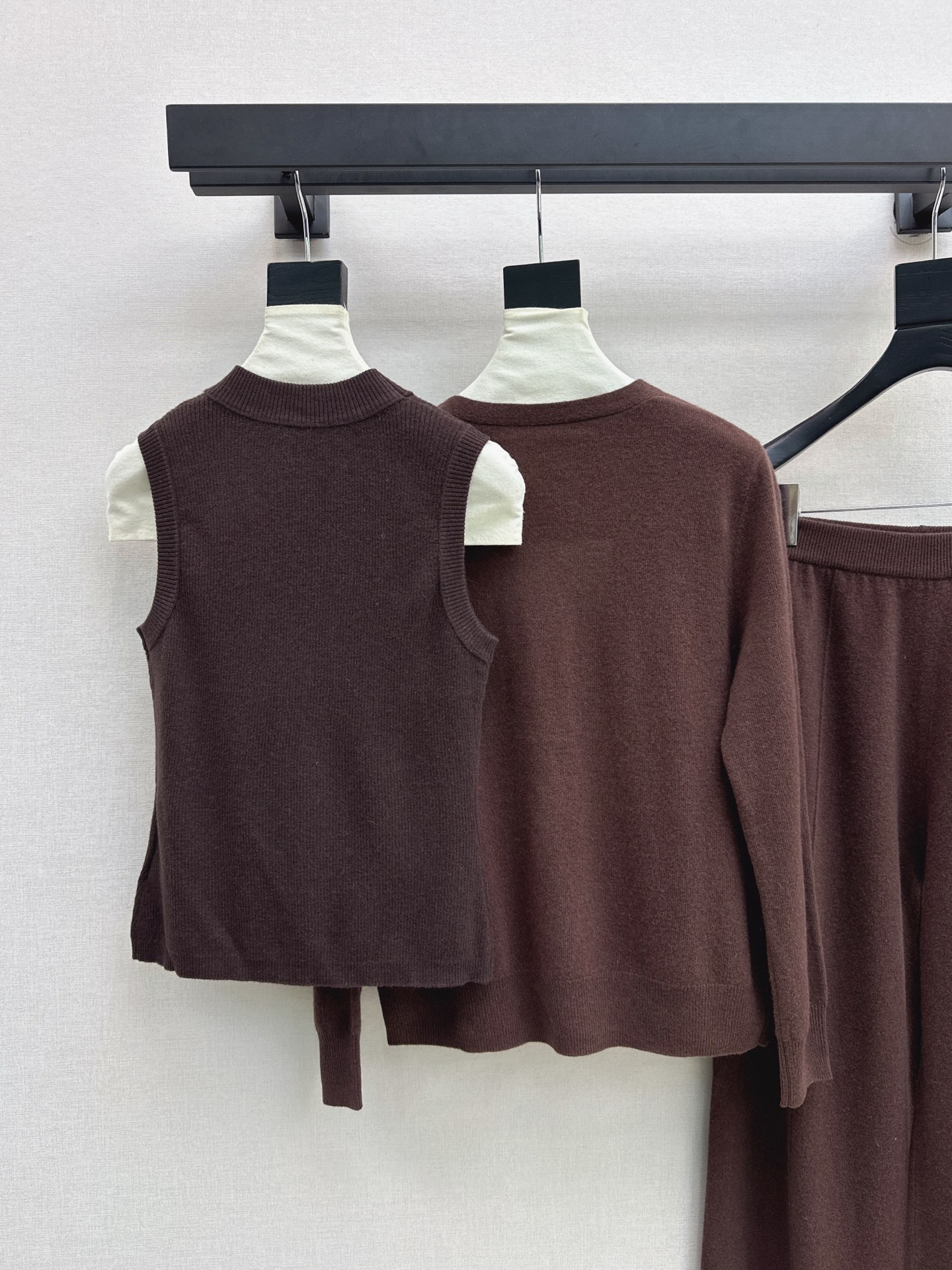 Brun 26fw knit vest cardigan pants sets