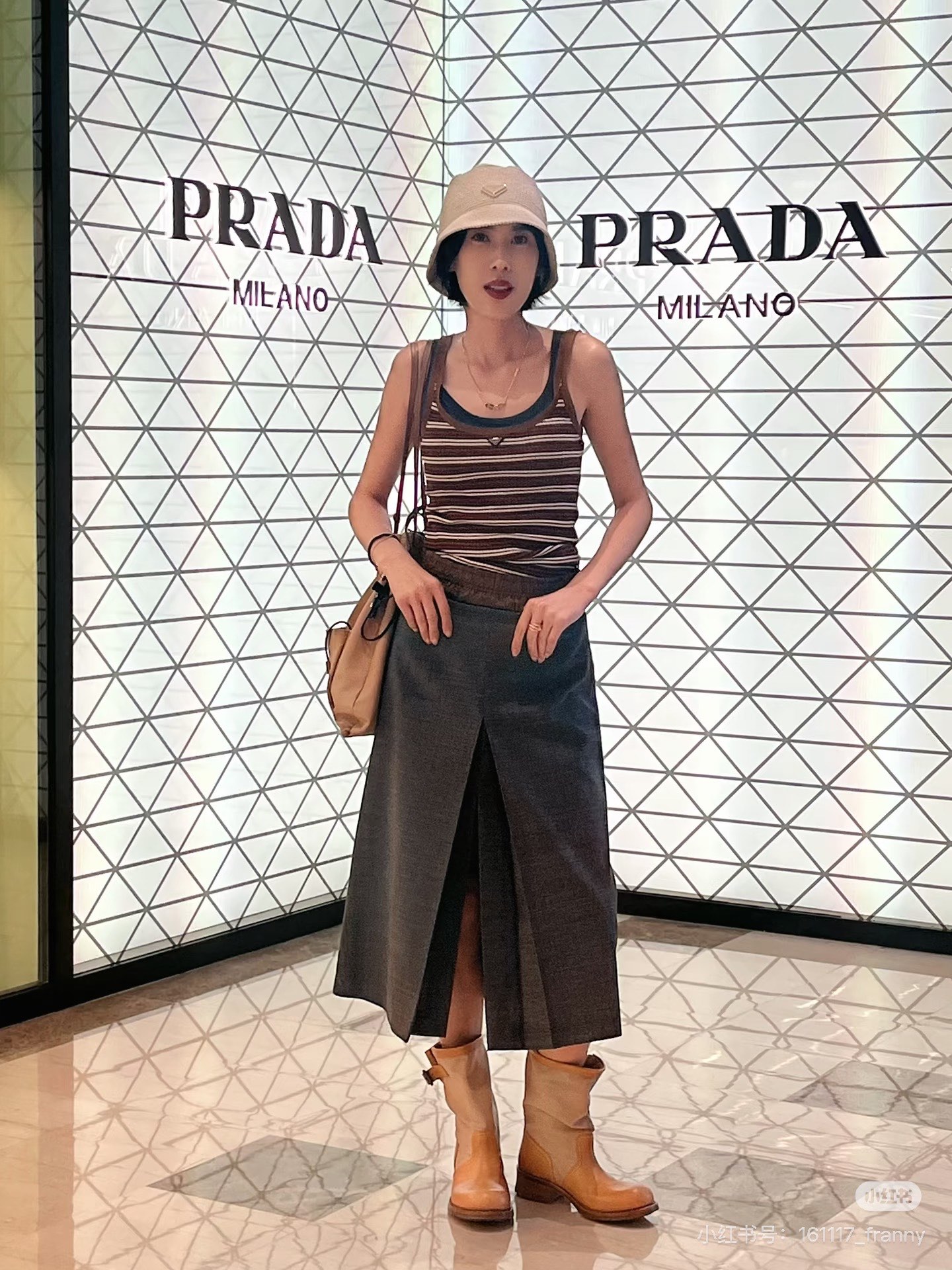 Pra 26fw front-slit A-line midi skirt