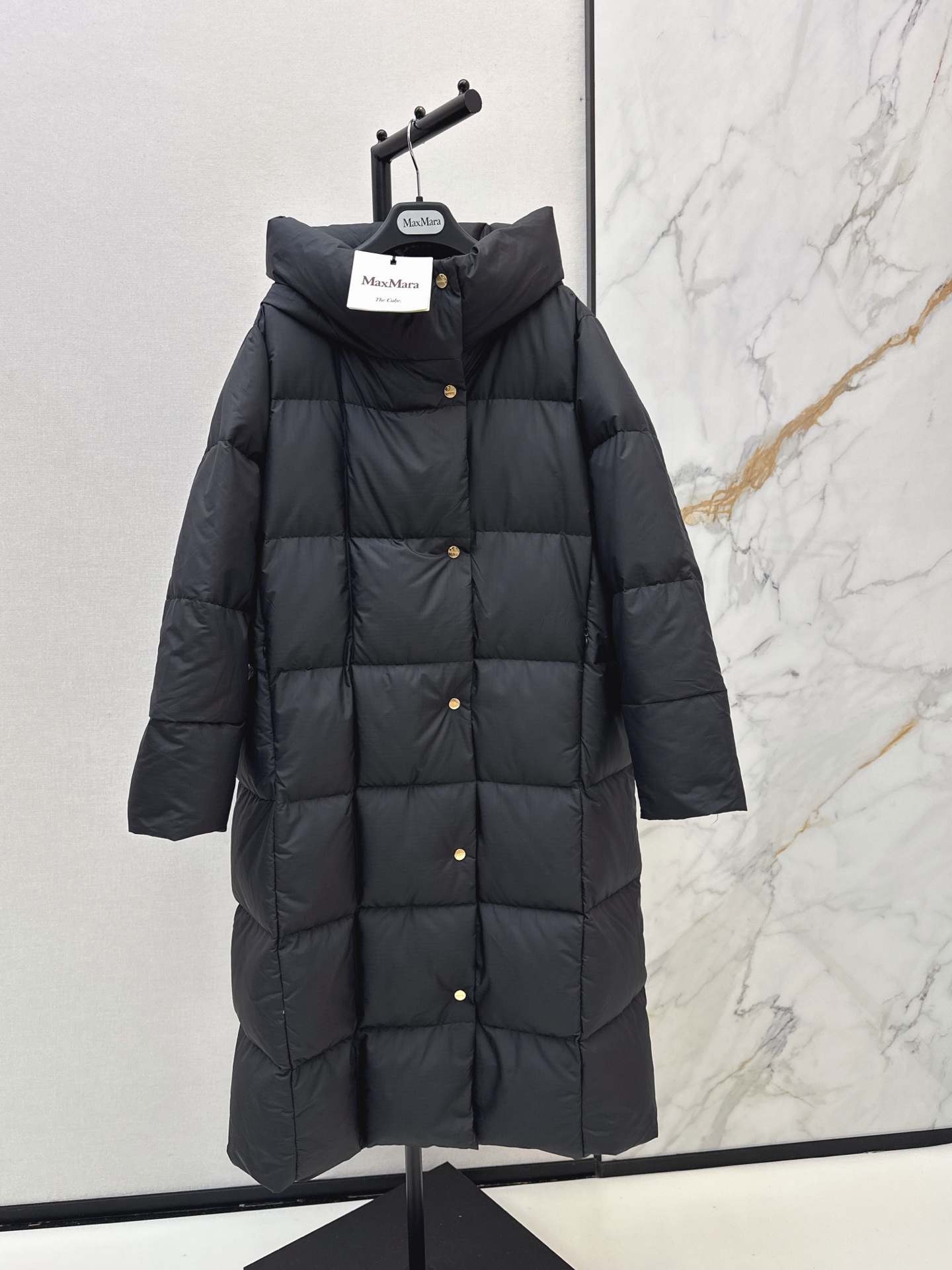 Max 26fw hooded long down jacket