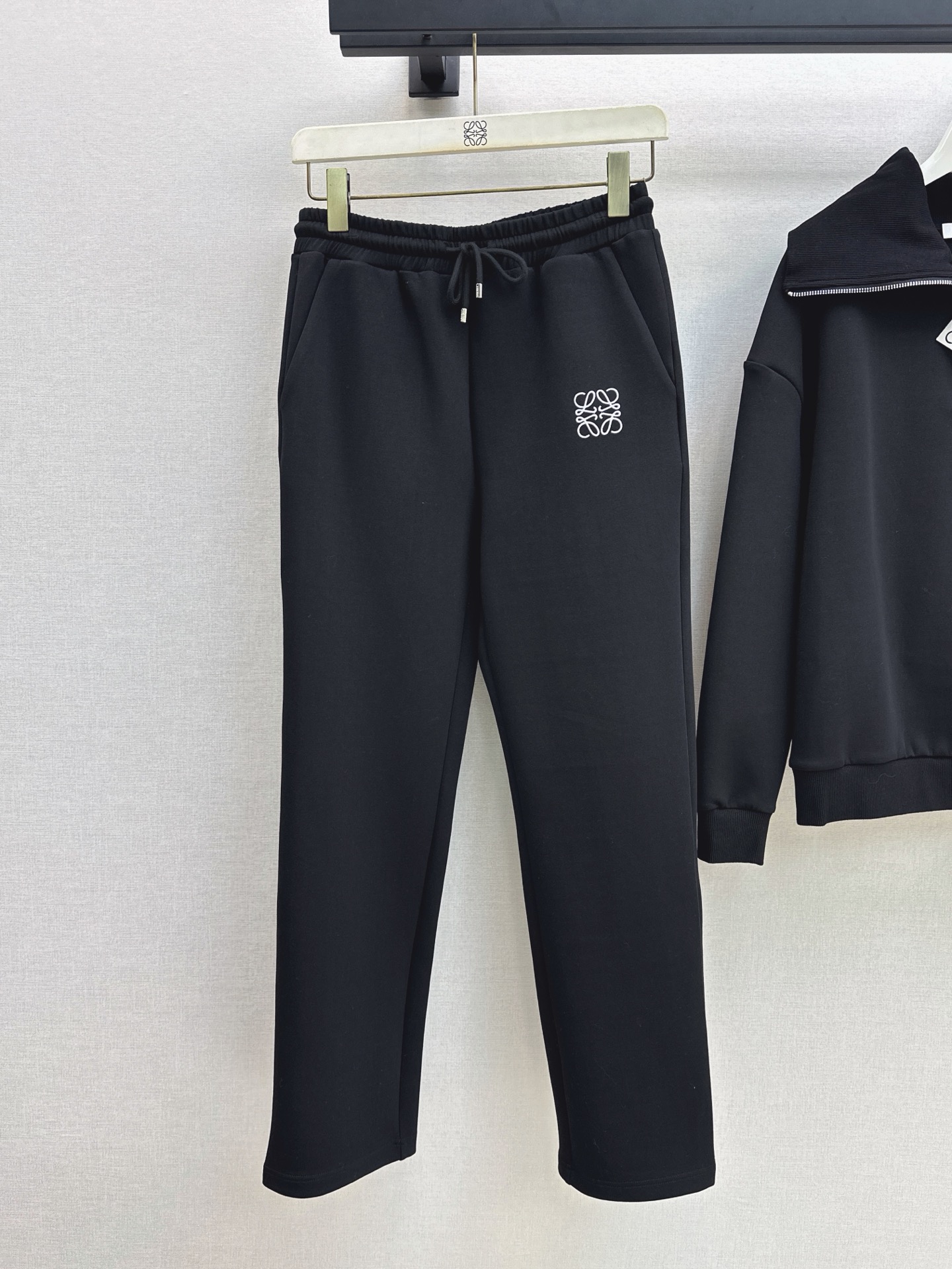 Loe 26fw half-zip sweatshirt pants sets