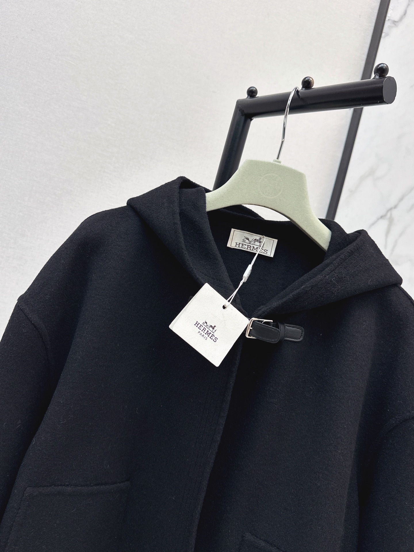 Her 26fw woolen hooded jacket