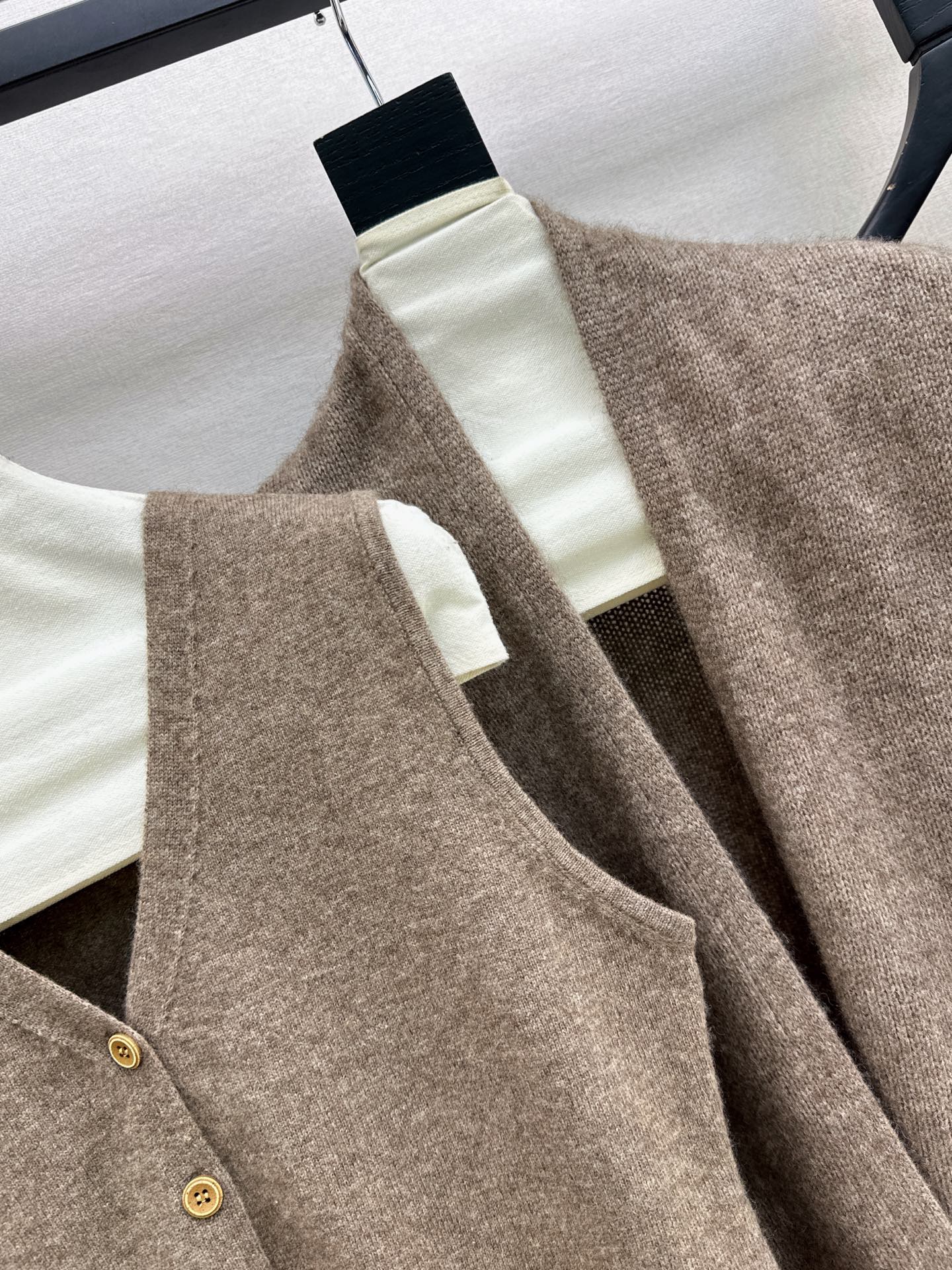 Her 26fw knit cardigan vest pleated skirt sets