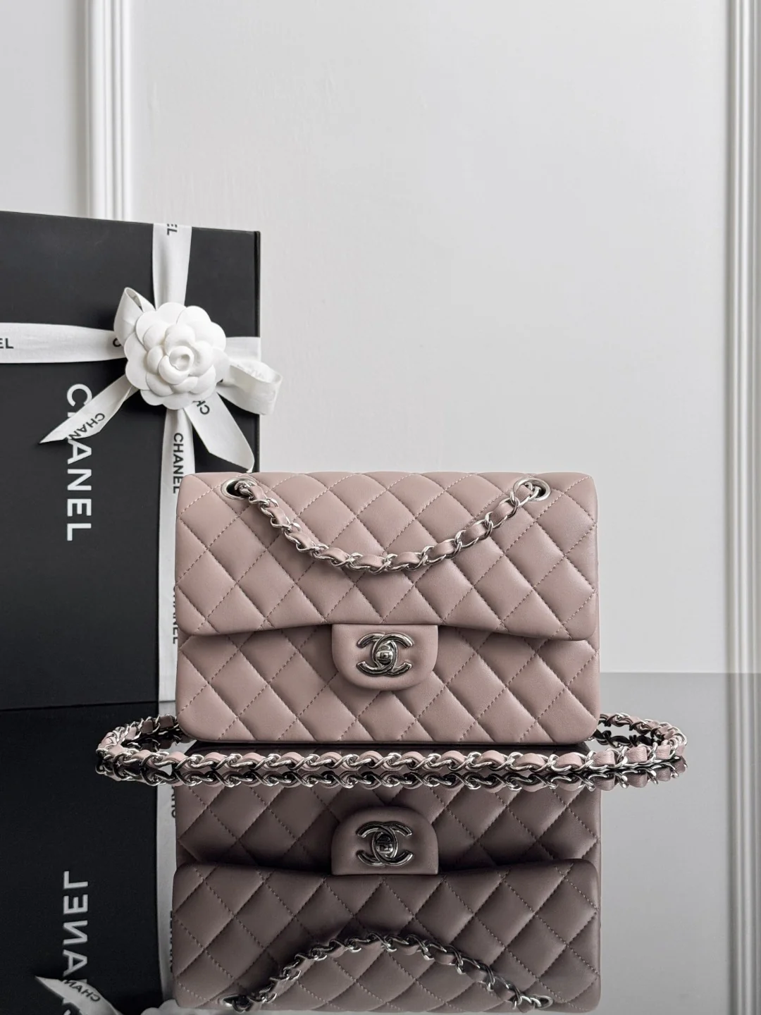 Chan cf23 chain shoulder bag