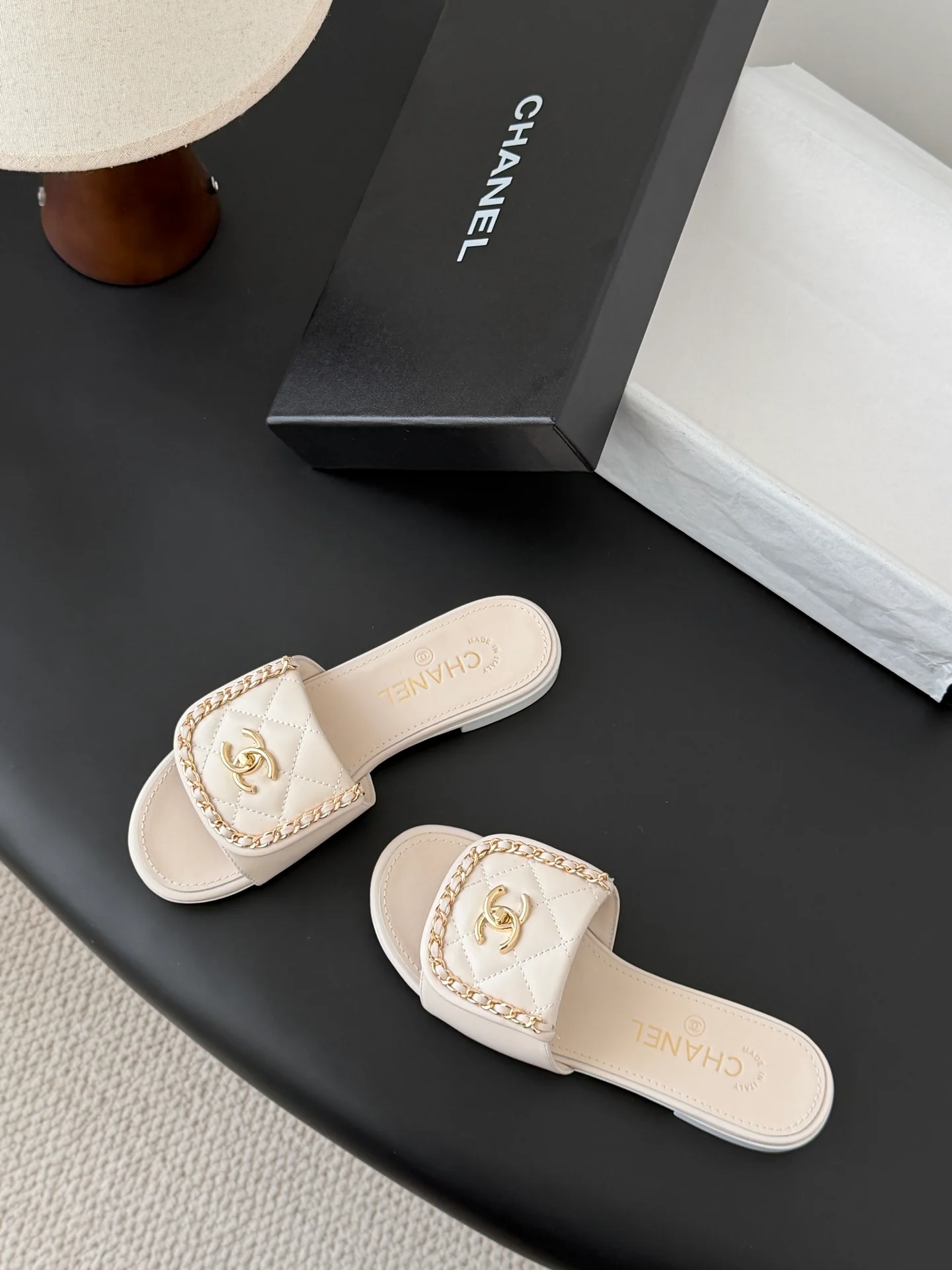 Chan 26ss sandals