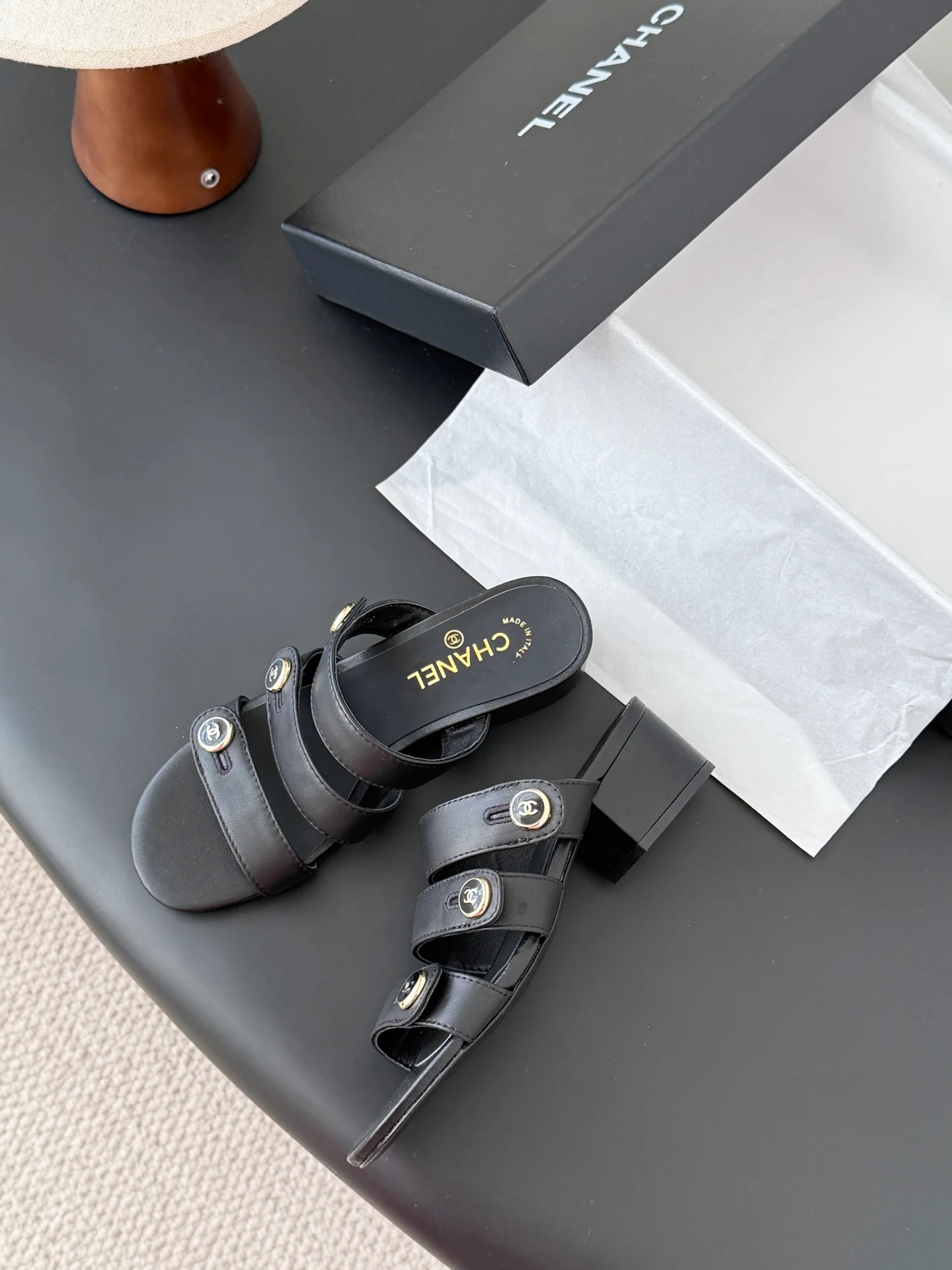 Chan 26ss sandals
