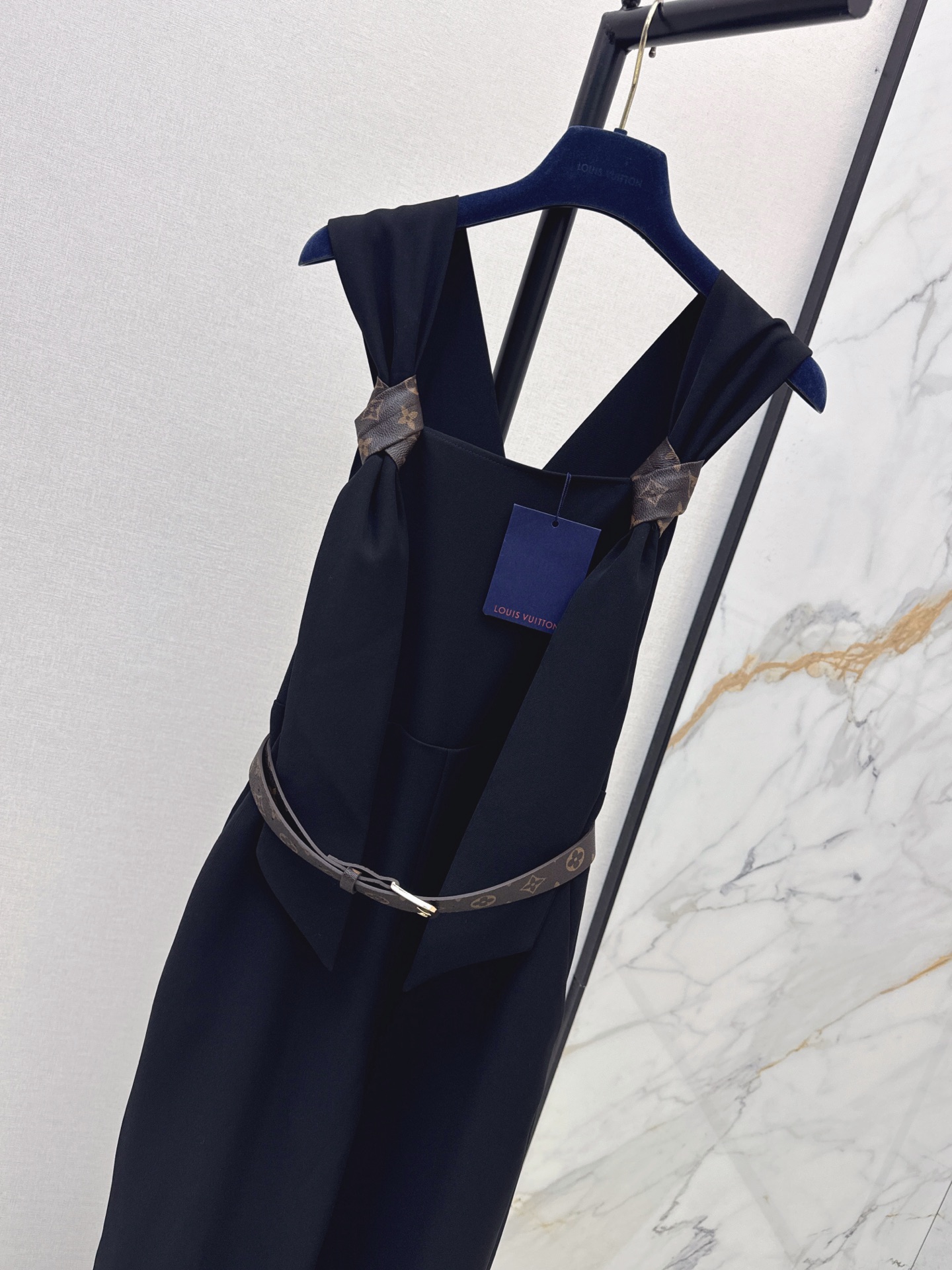 Loui 26fw belted jumpsuit