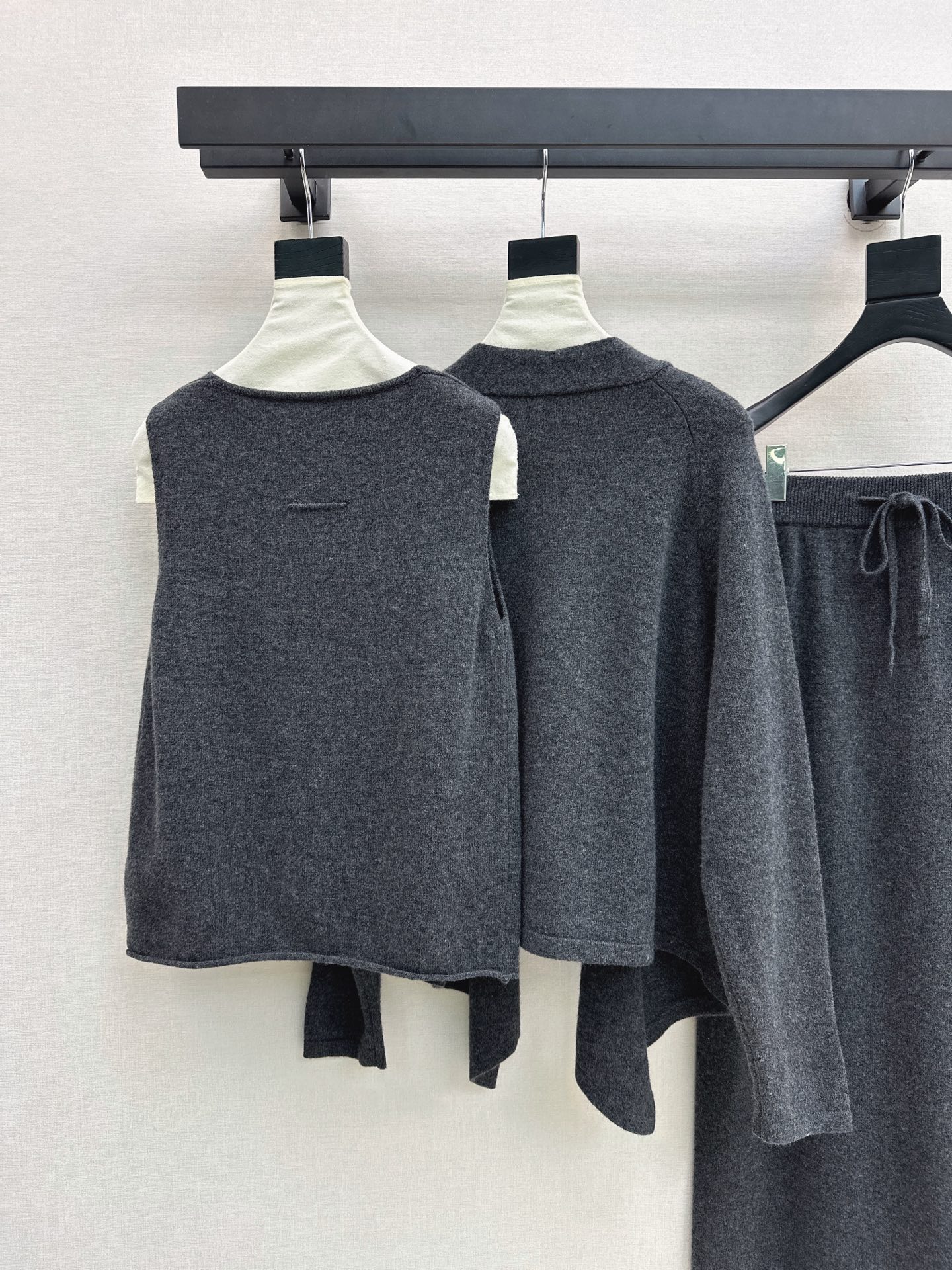 Max 26fw wool knit vest cardigan skirt sets