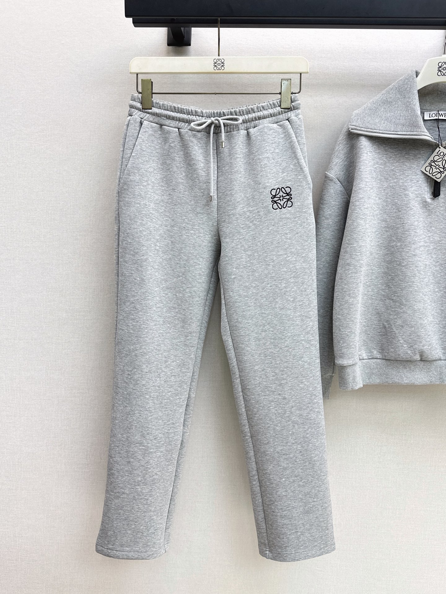 Loe 26fw half-zip sweatshirt pants sets