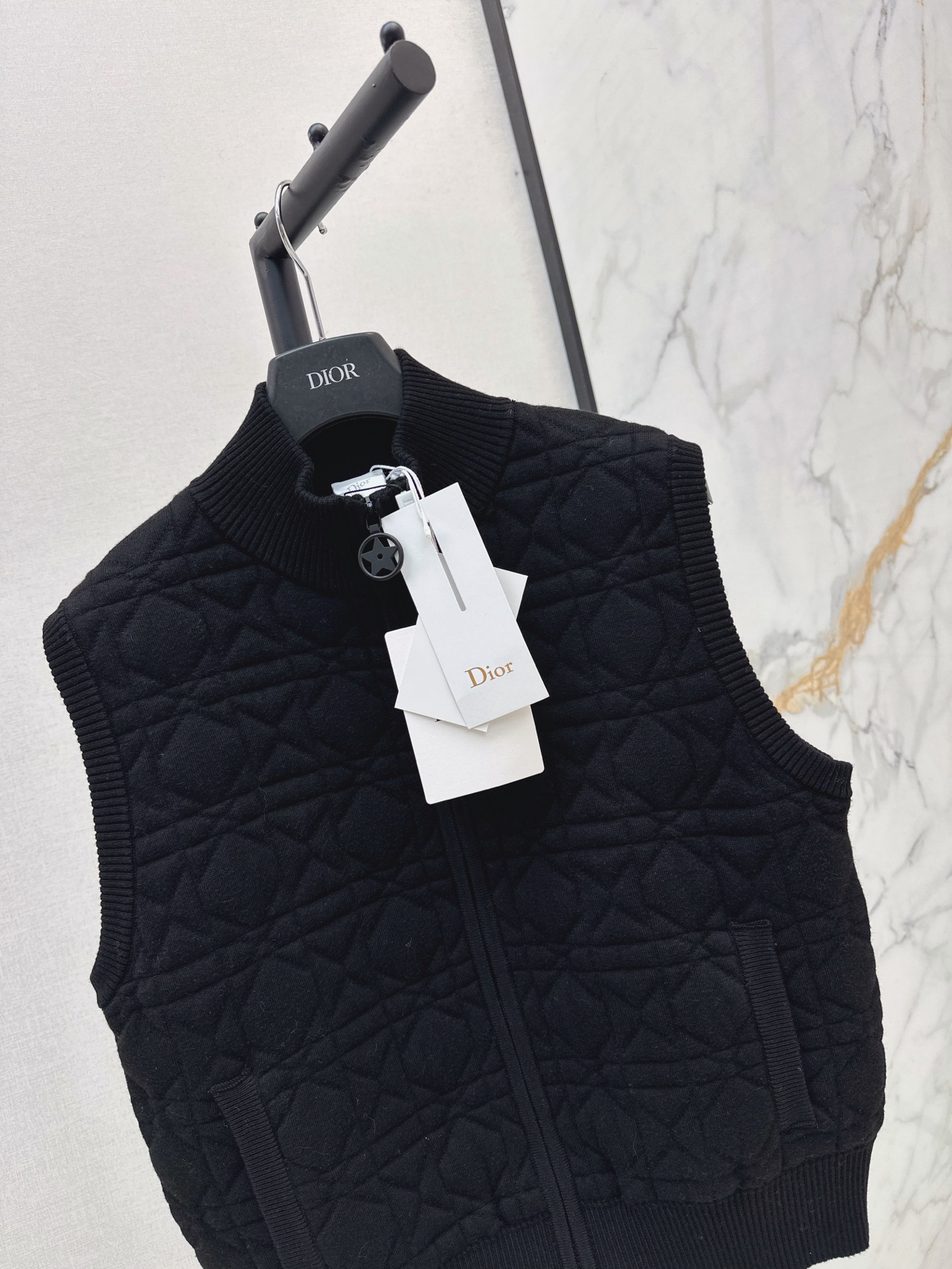 CD 26fw embroidery knit vest