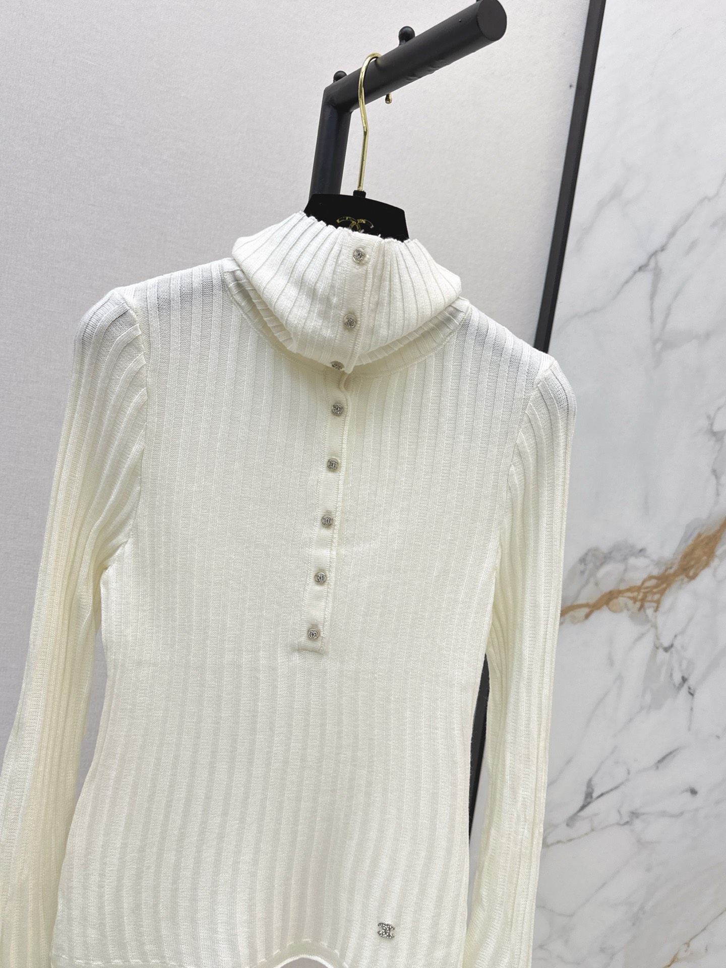 Chan 26fw slim-fit stand collar knitwear