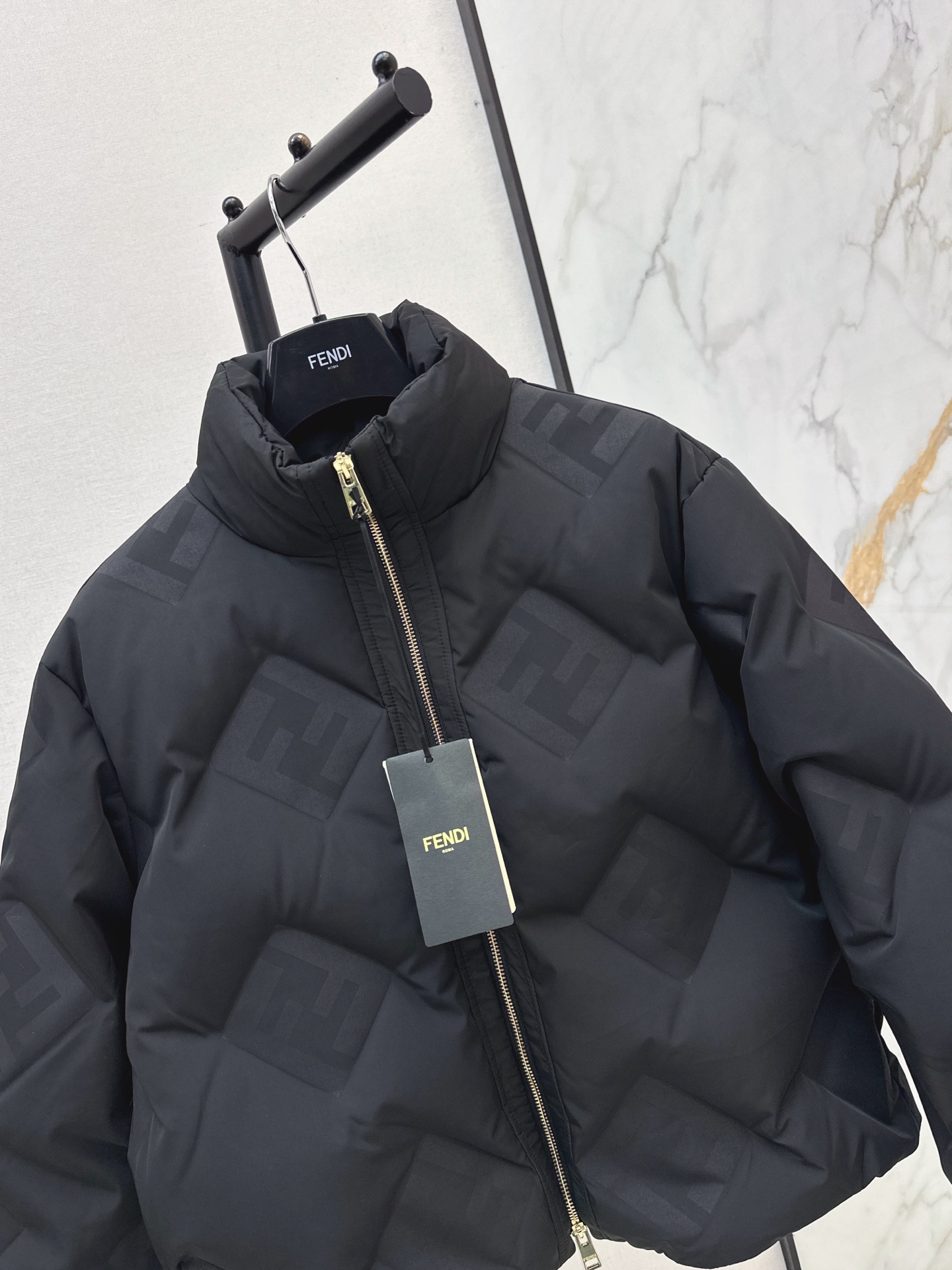 Fen 26fw down jacket
