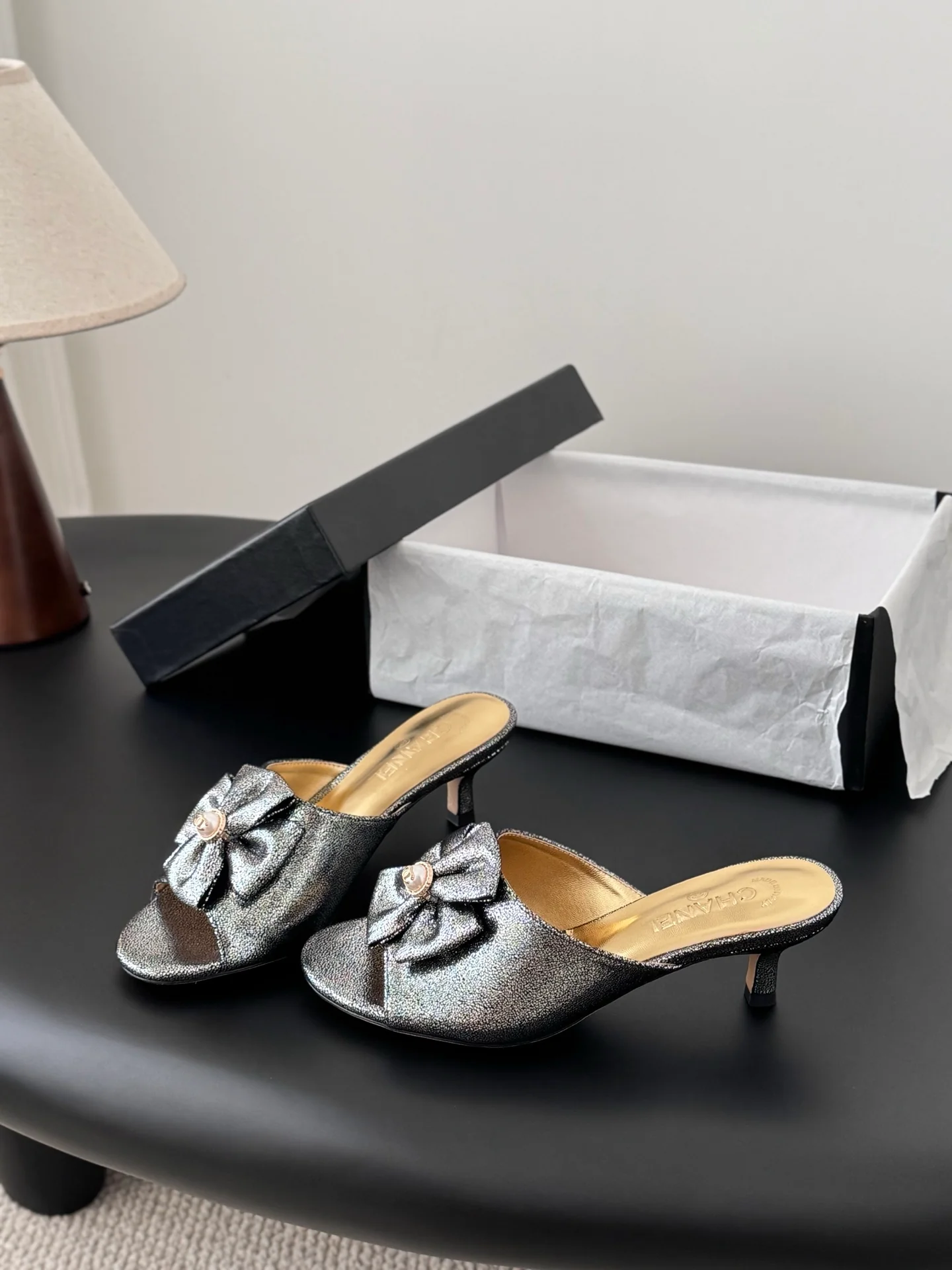 Chan 26ss kitten heel slides