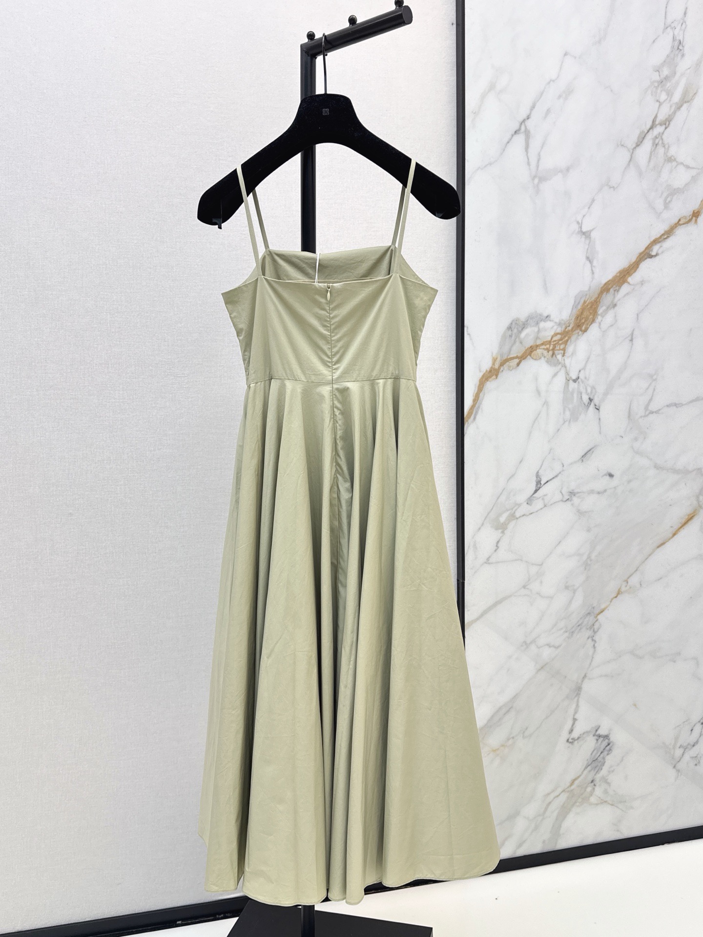 Giv 26ss slip dress