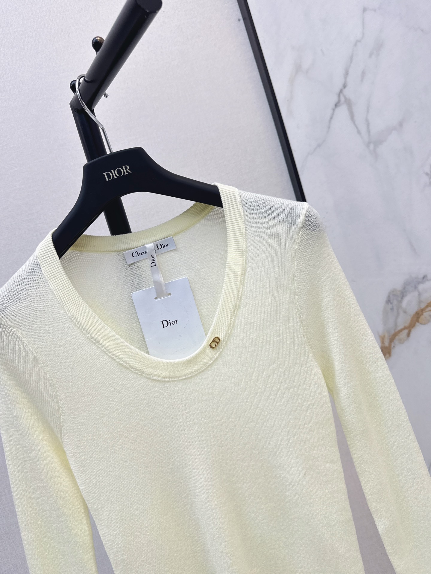 CD 26fw U-neck knit basic tee