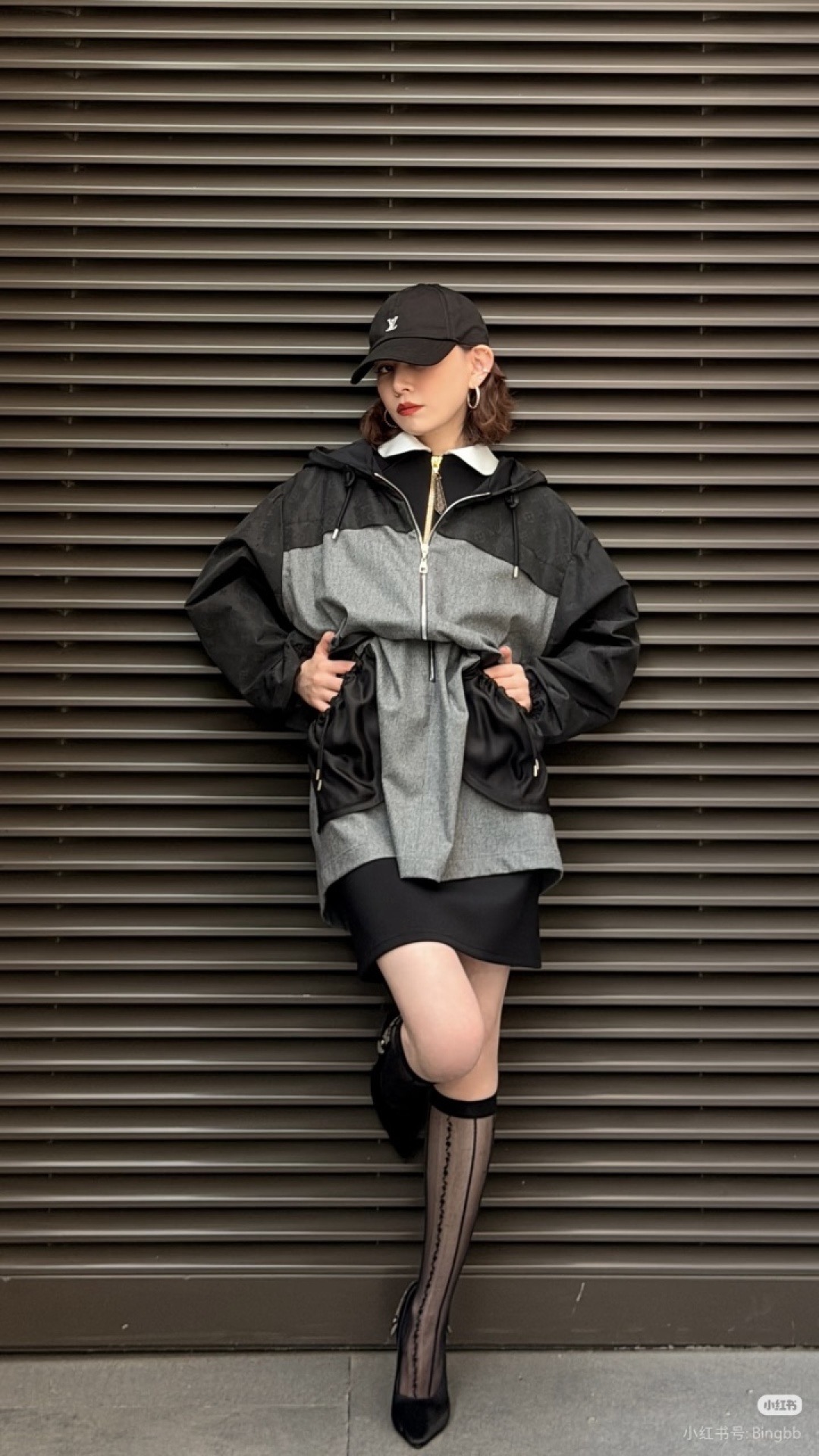 Loui 26fw hooded drawstring dress