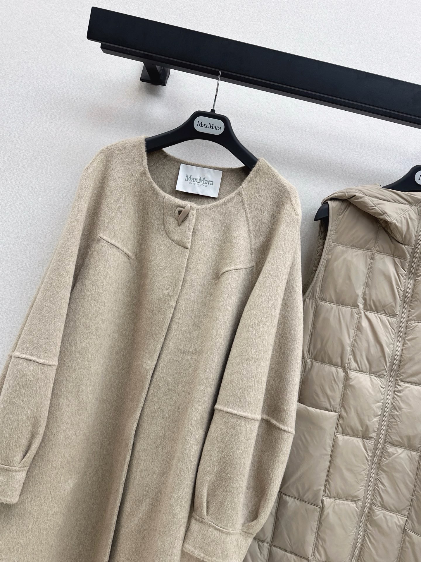 Max 26fw hooded down vest overcoats sets