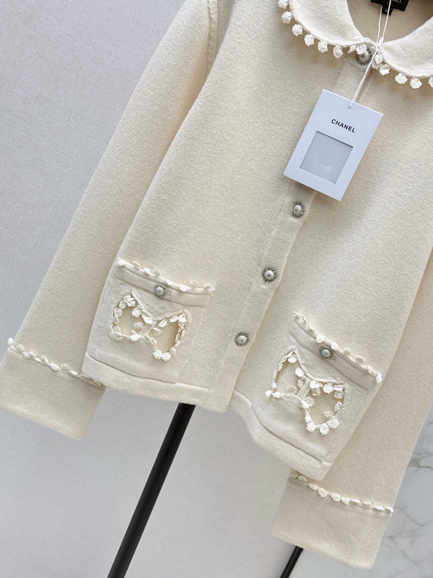 Chan 26fw lace-trim cardigan