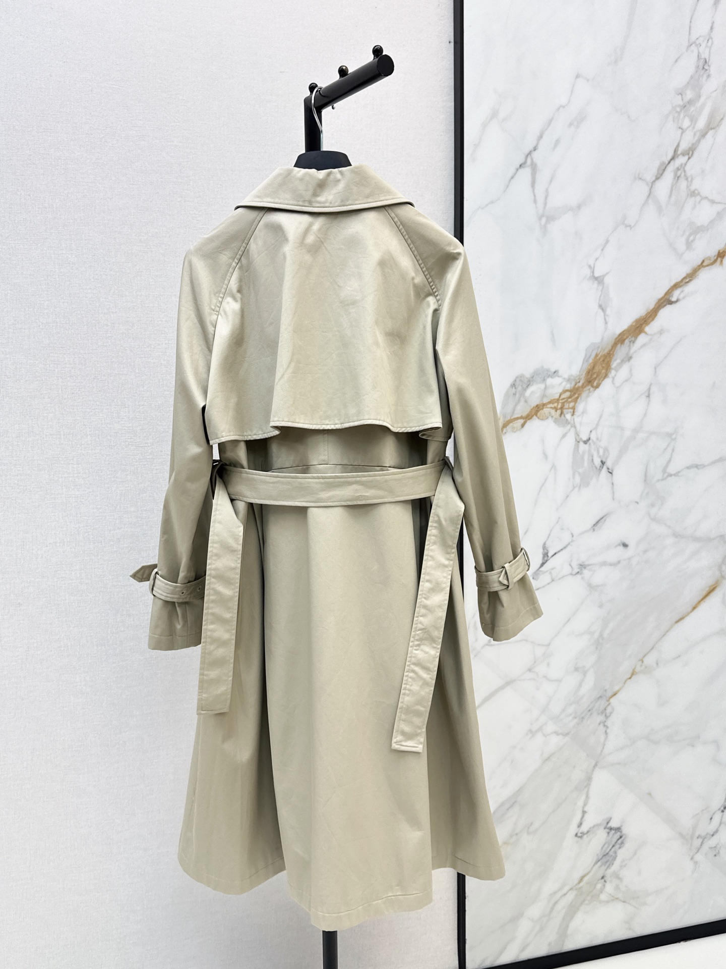CD 26fw trench coats