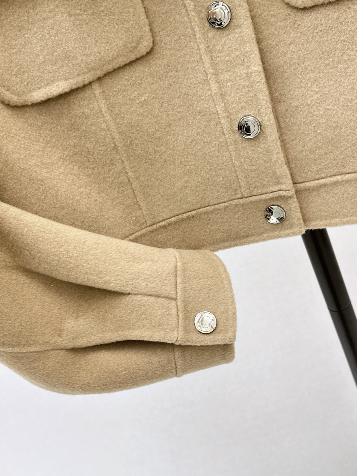 Her 26fw cashmere cropped jacket
