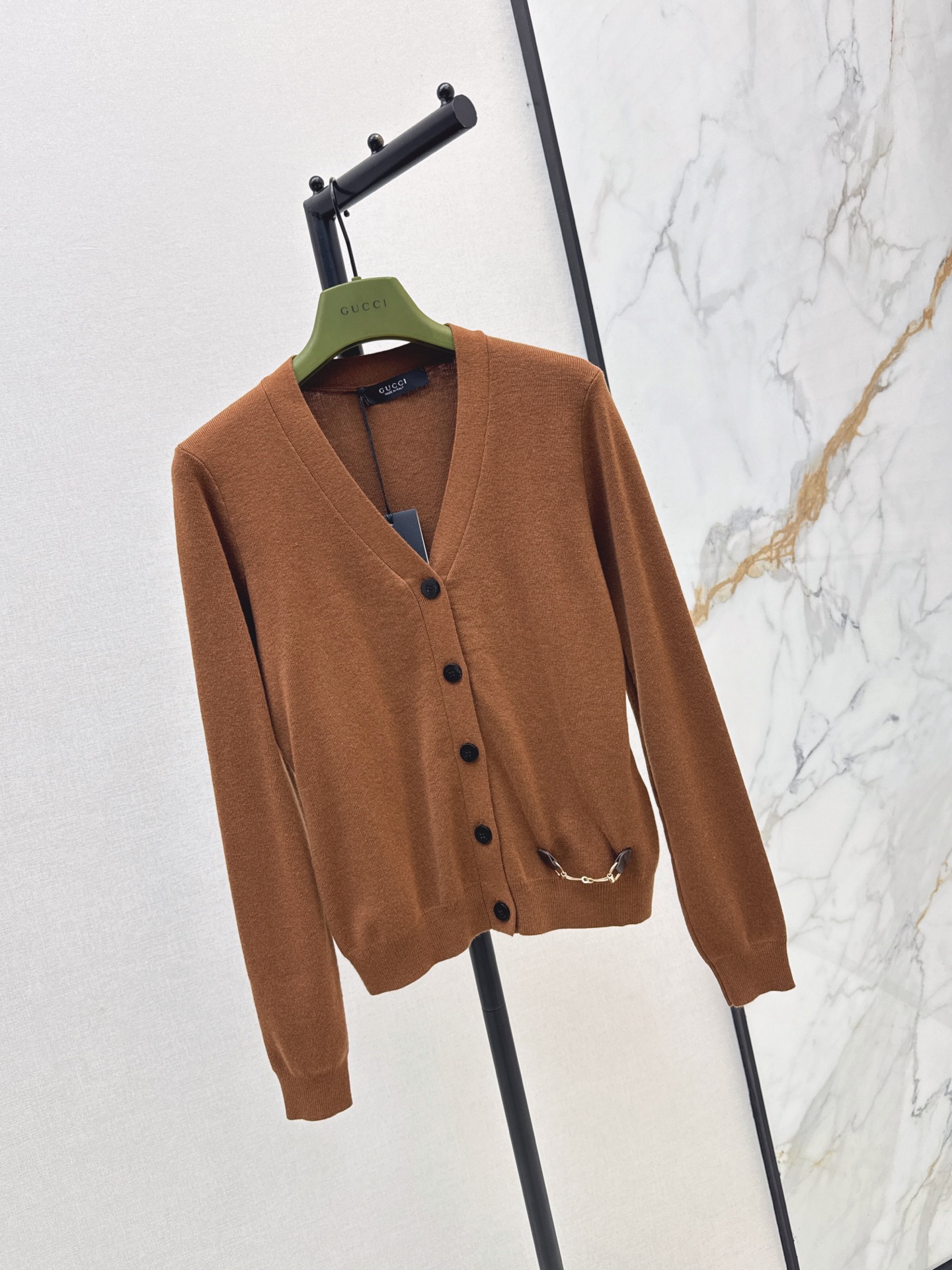 Guc 26fw knit cardigan