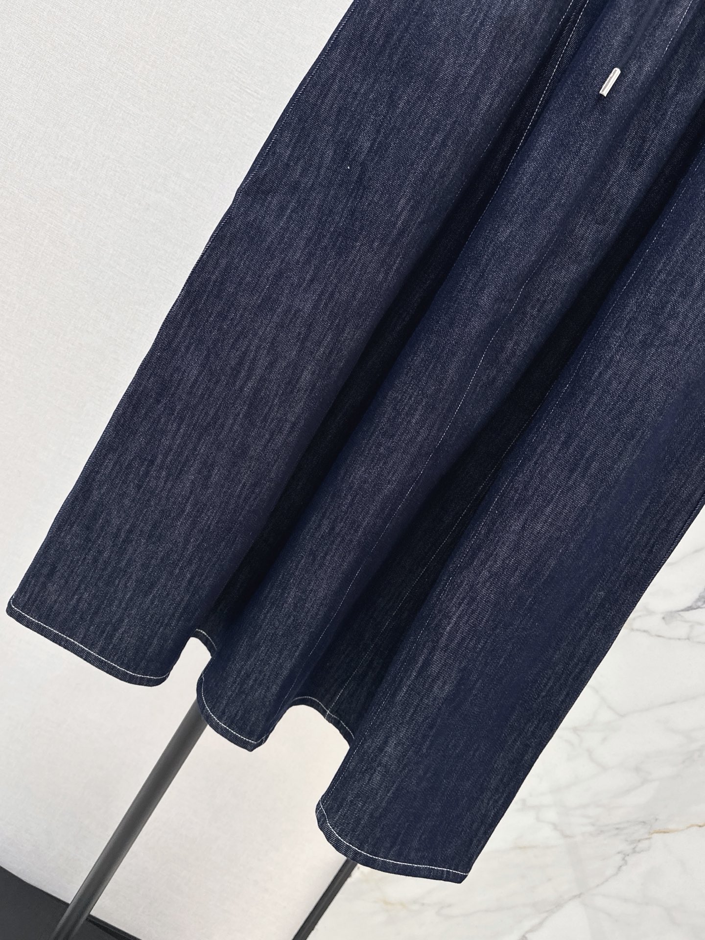 Alex 26fw drawstring skirt