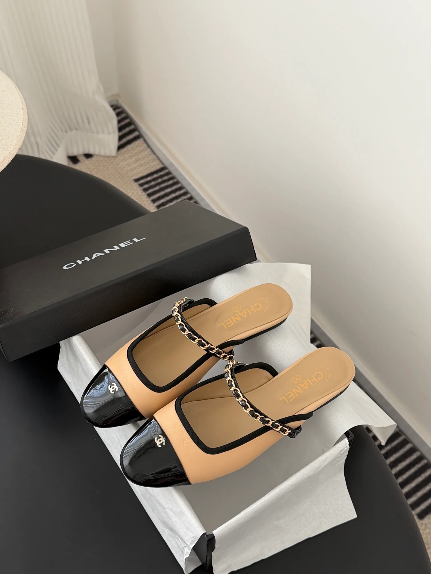 Chan 25B mary janes shoes