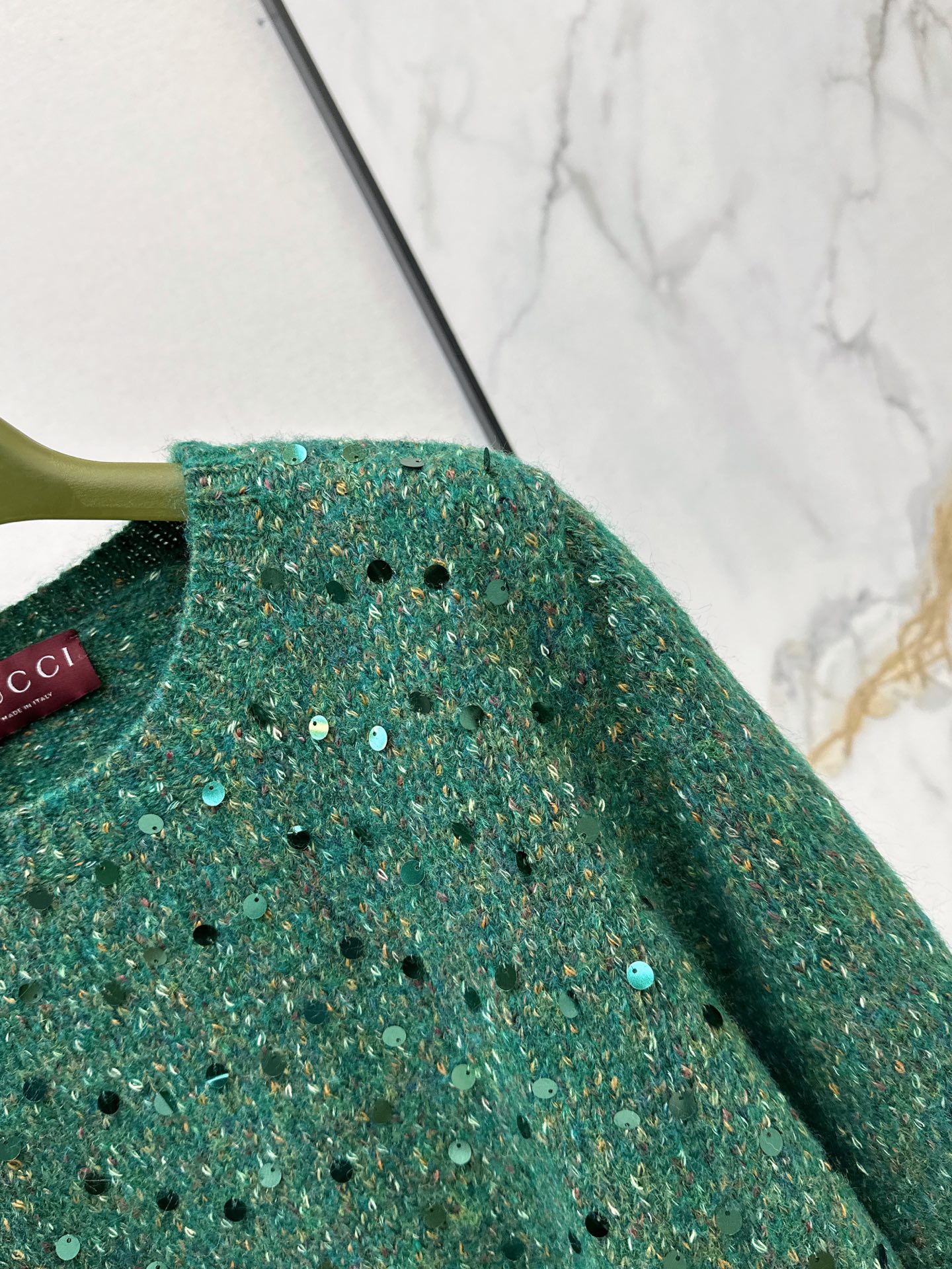 Guc 26fw sequin knit sweater