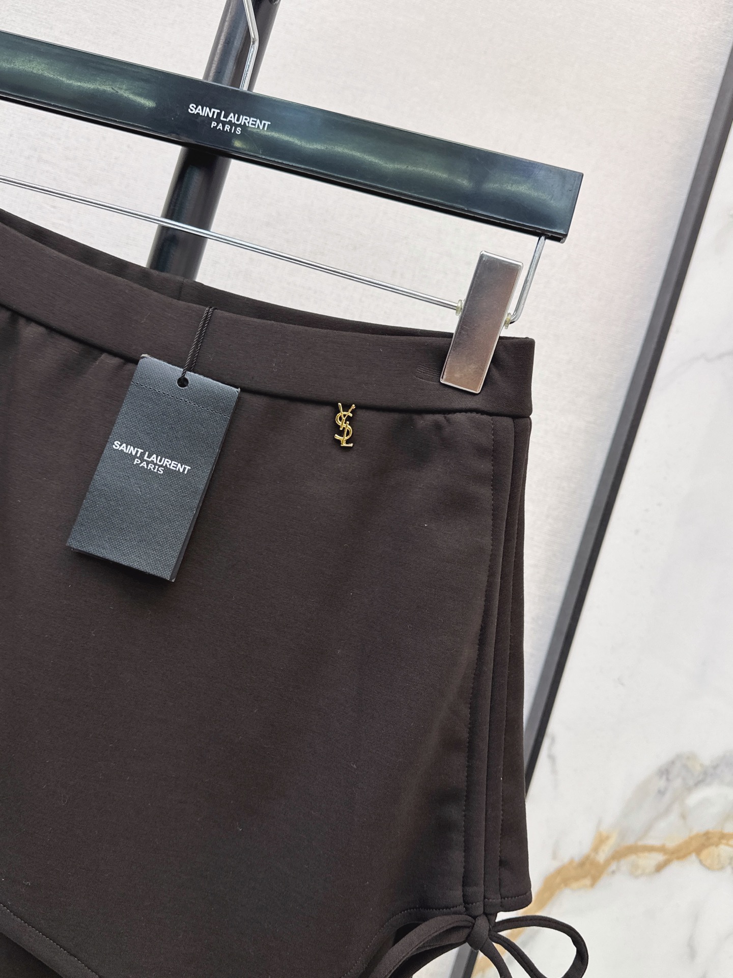 Sain 26fw asymmetric skirt-overlay flared pants