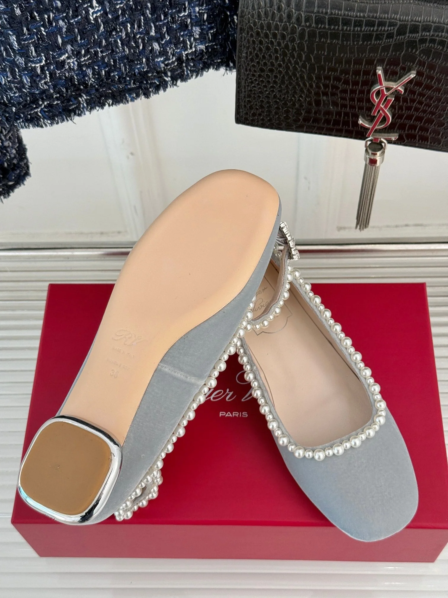 R Vi pearls ballerina shoes