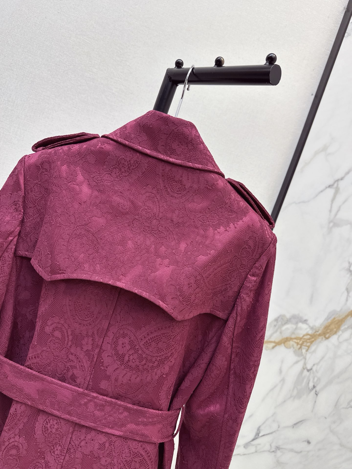 Bur 26fw lace cropped trench coats