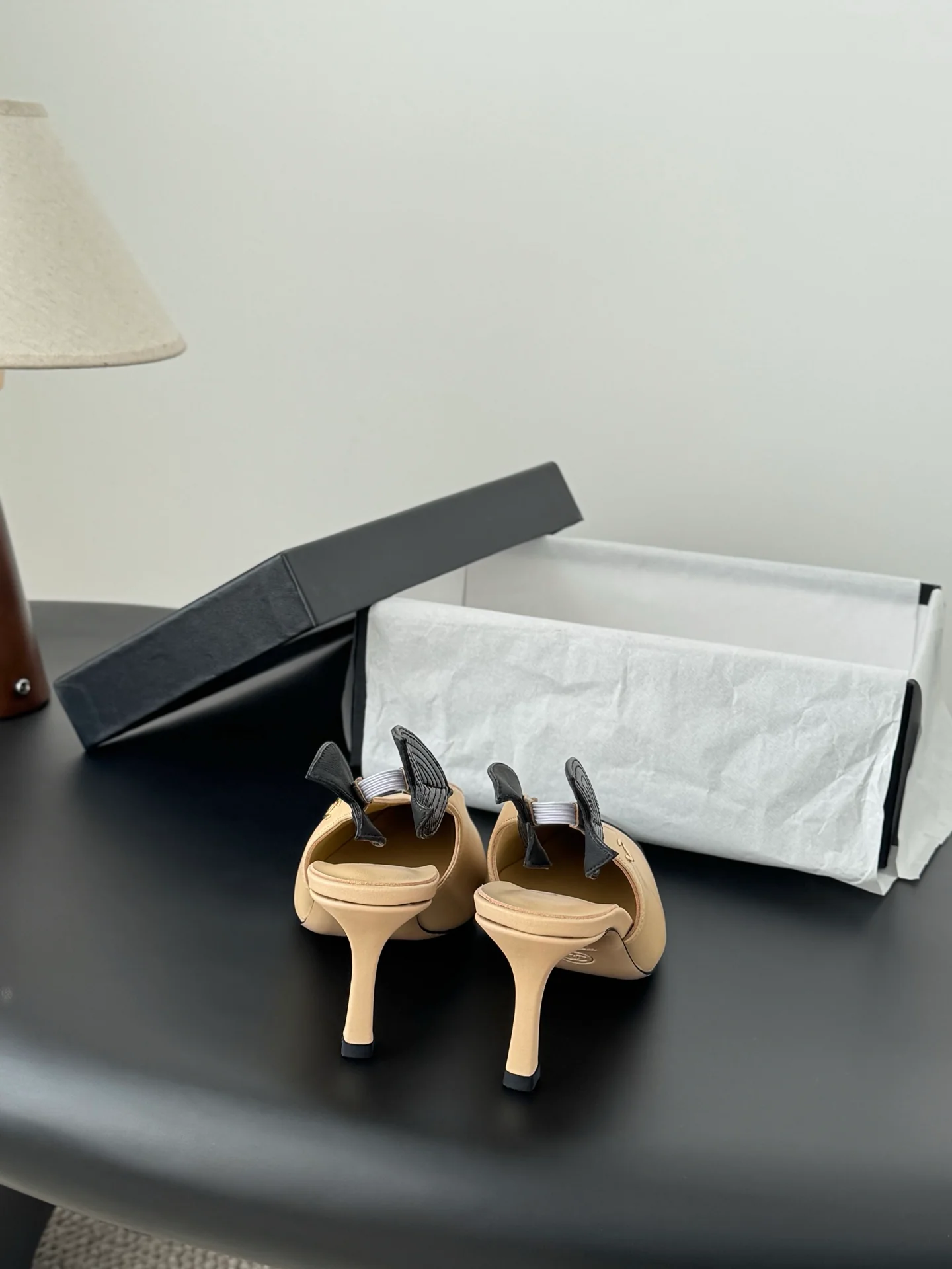 Chan 26ss slingback heels