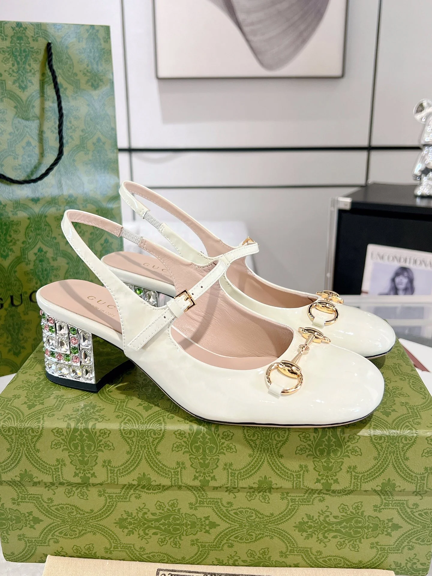 Gucc 26ss rhinestone slingback chunky heel