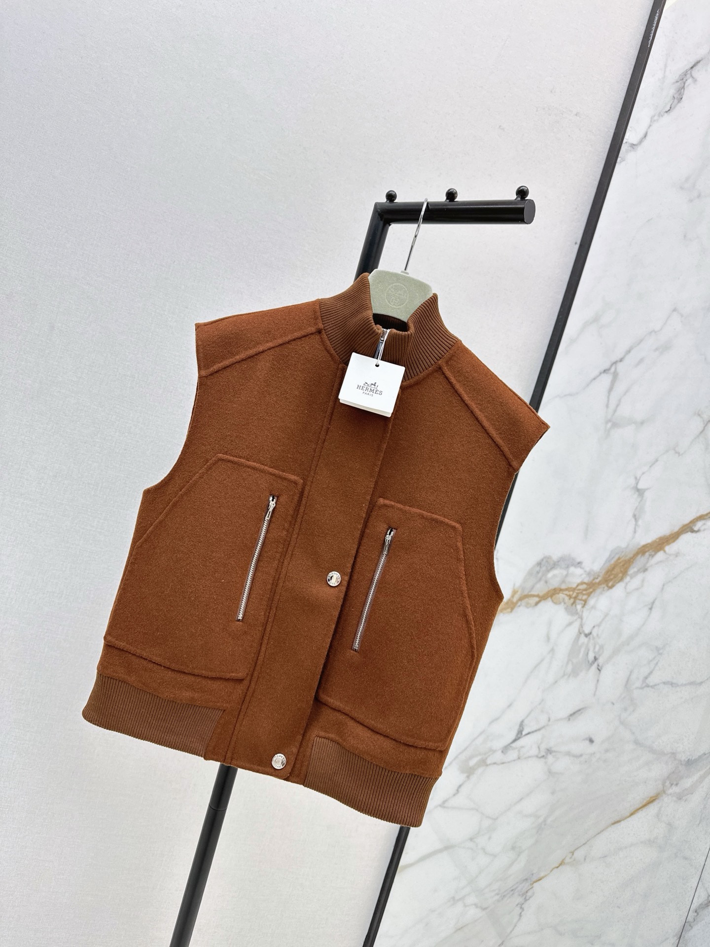 Her 26fw woolen vest jacket