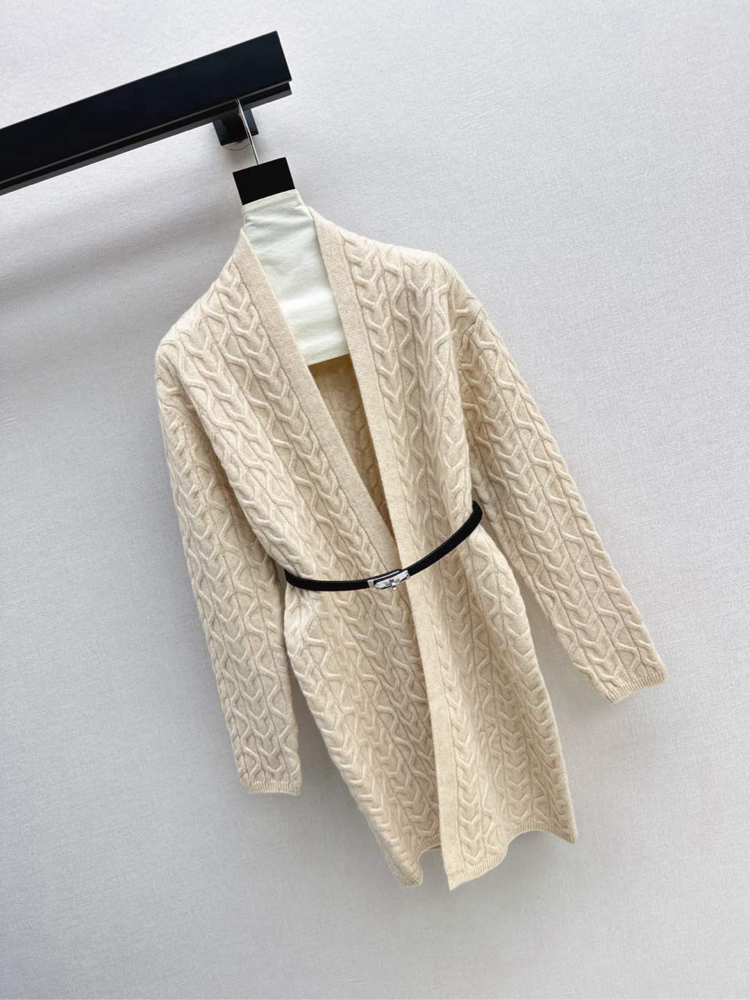 Her 26fw belted cardigan