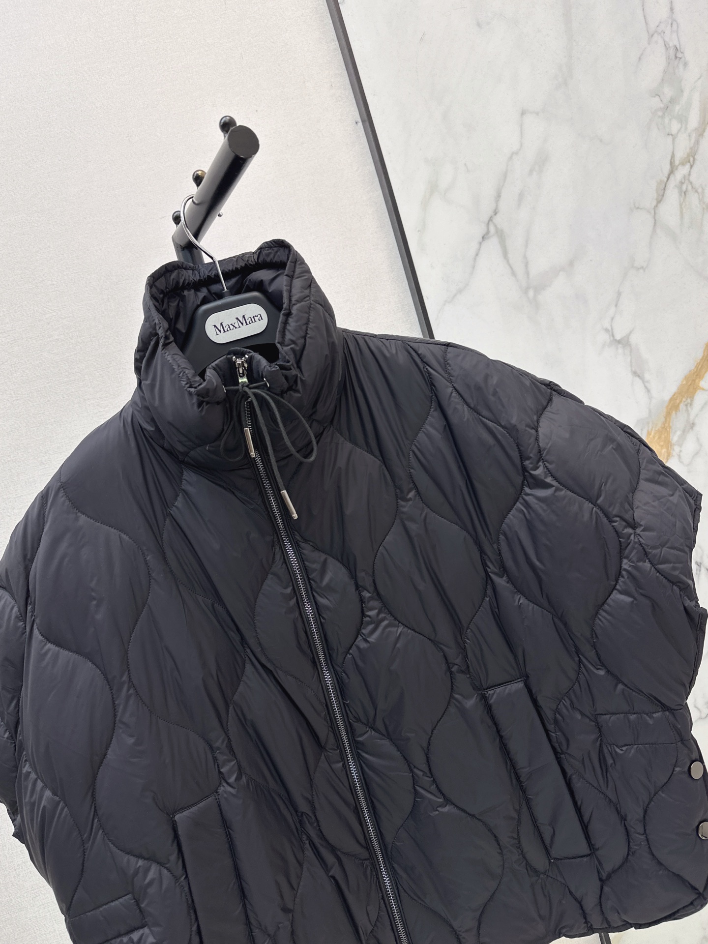 Max 26fw down vest jacket