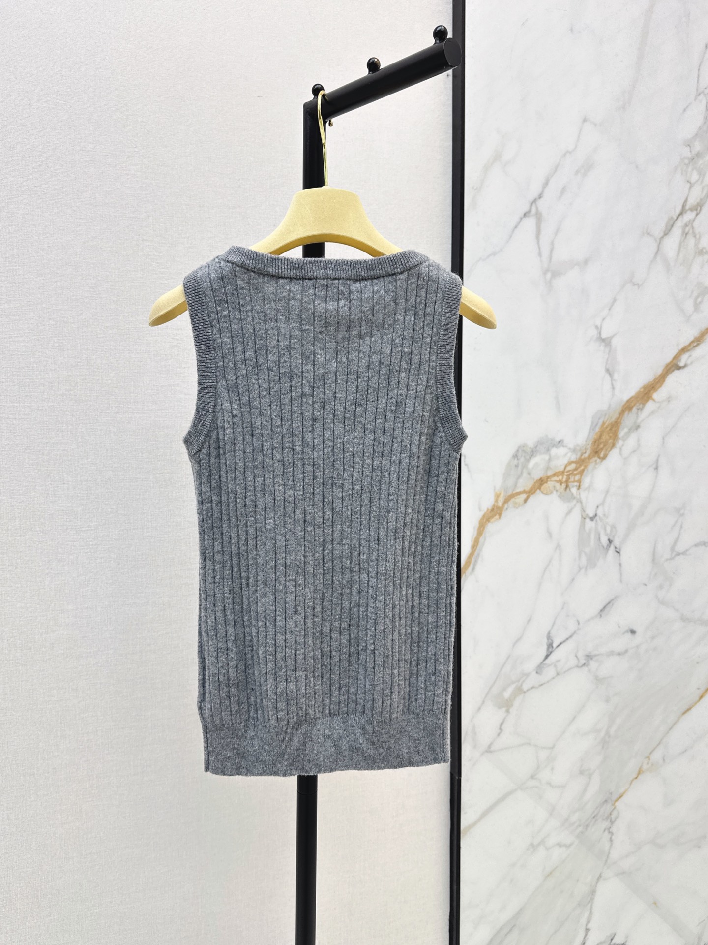 Miu 26fw wool knit vest